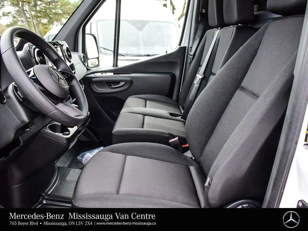 Mercedes-Benz Sprinter снимка Mercedes-Benz Sprinter