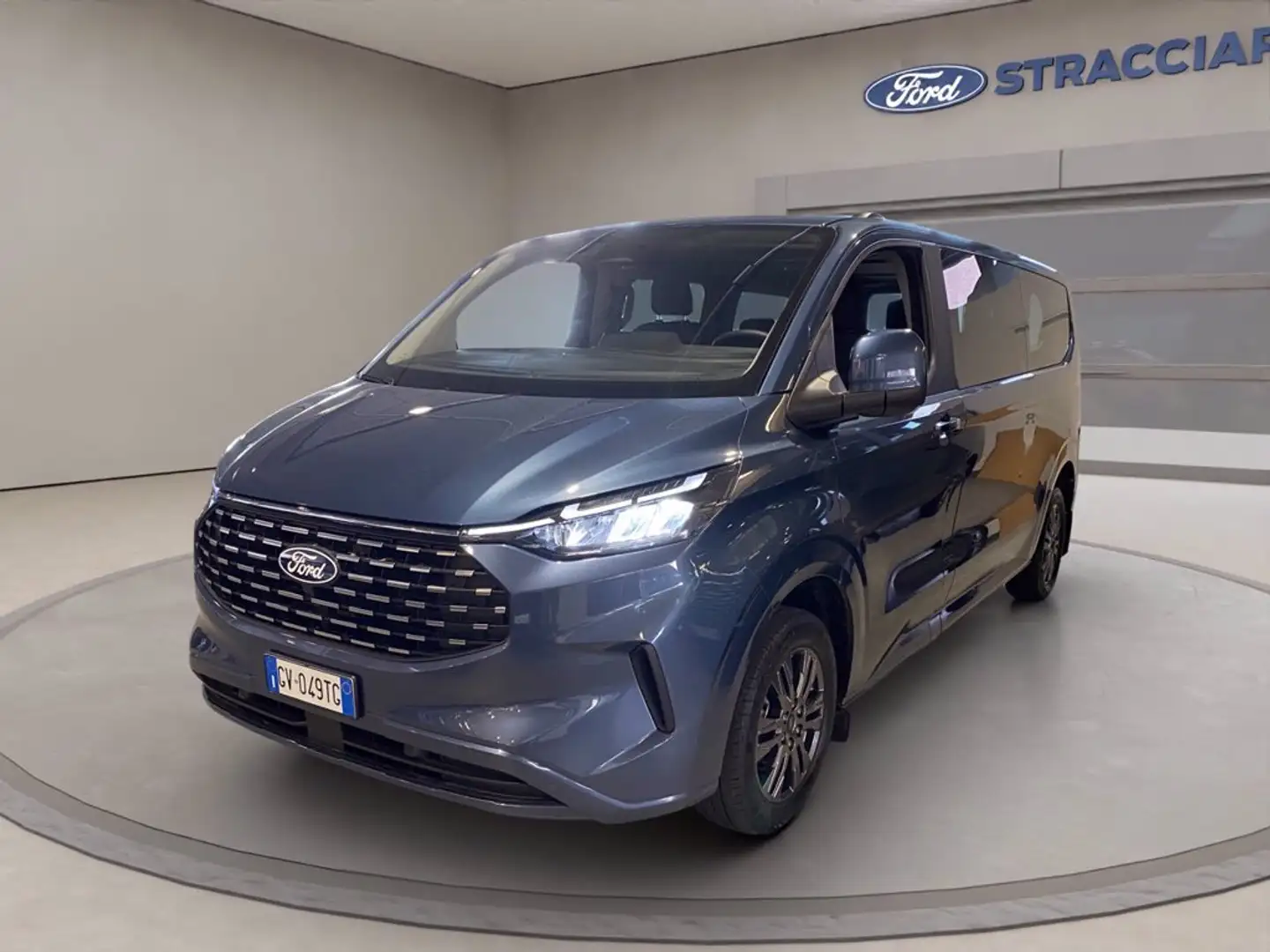Ford Tourneo Custom V710 320 2.0 ecoblue 136cv Titanium L2H1 A8 Modrá - 1