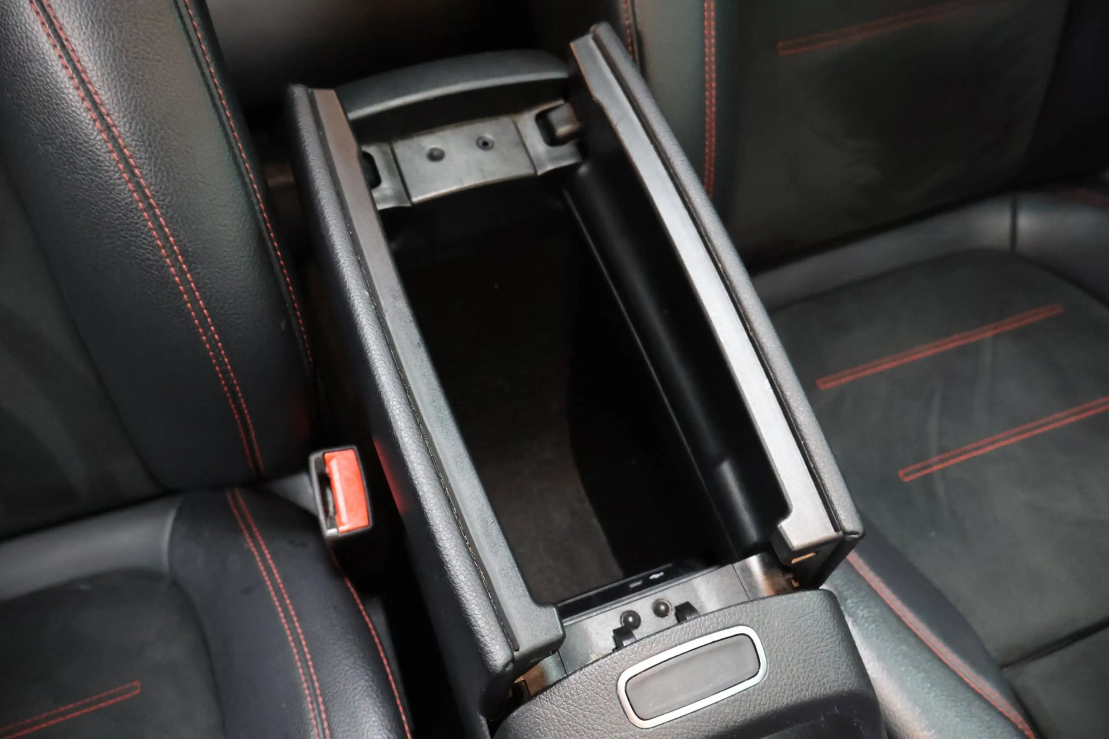 Mercedes-Benz Others GLB Premium Plus|Pano|Navi|Climate|Cruise| — photo 22