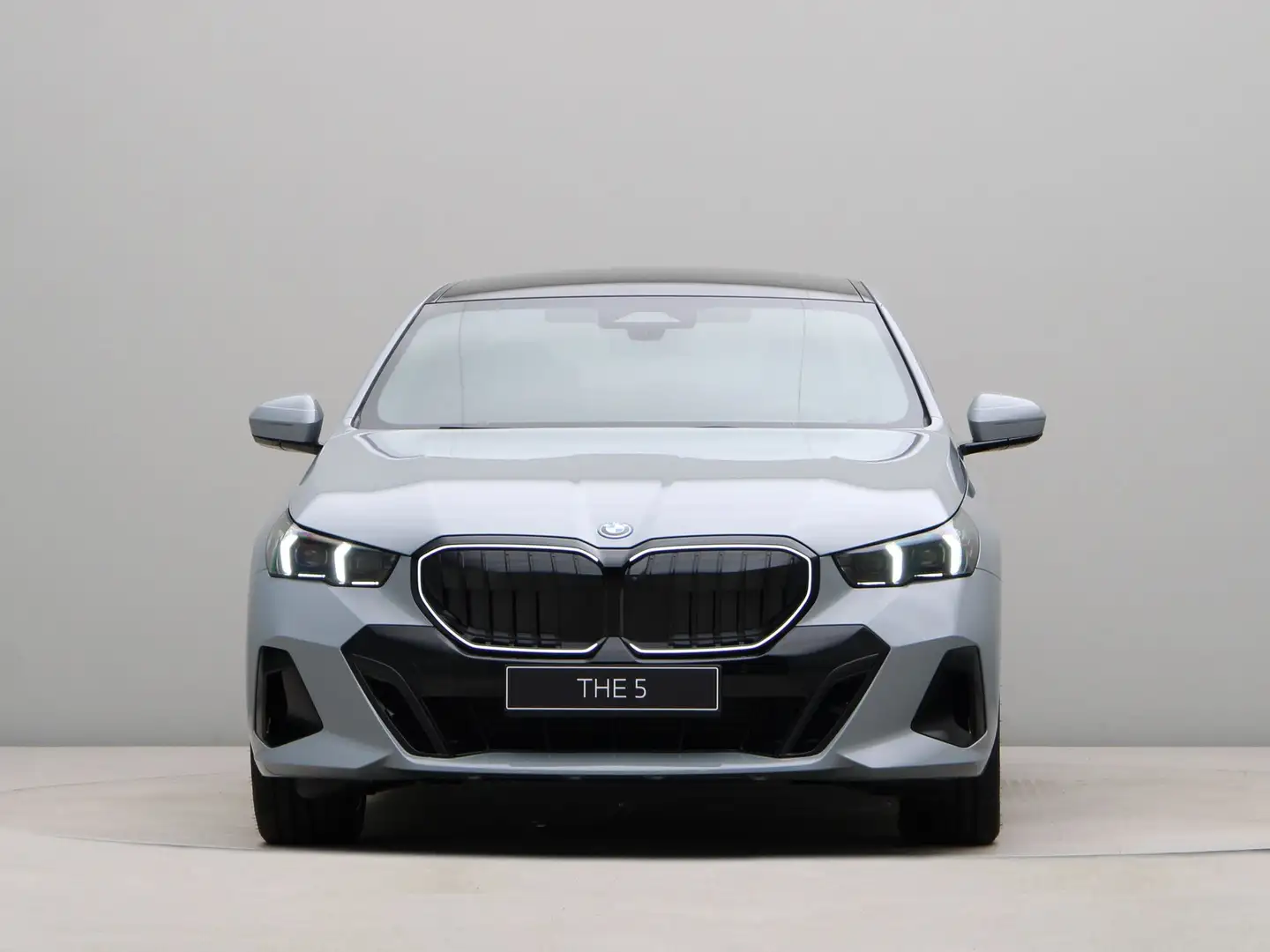 BMW 530 5 Serie 530e M Sport Edition Grijs - 2