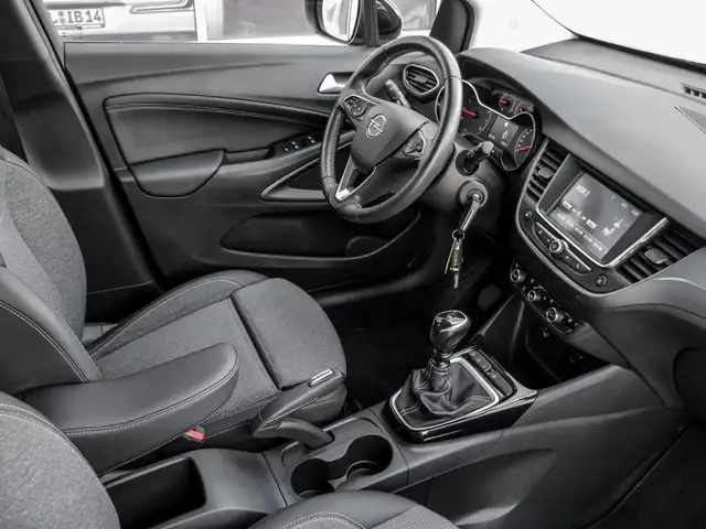 Opel Crossland view 4