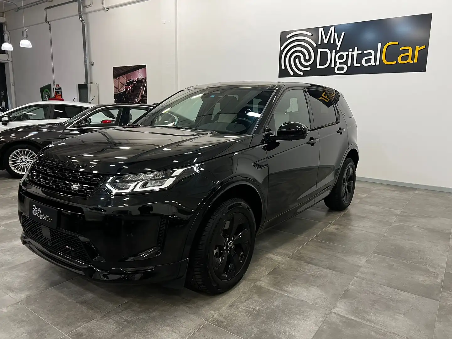 Land Rover Discovery Sport 2020 2.0d td4 mhev R-Dynamic S awd 163cv auto Schwarz - 2