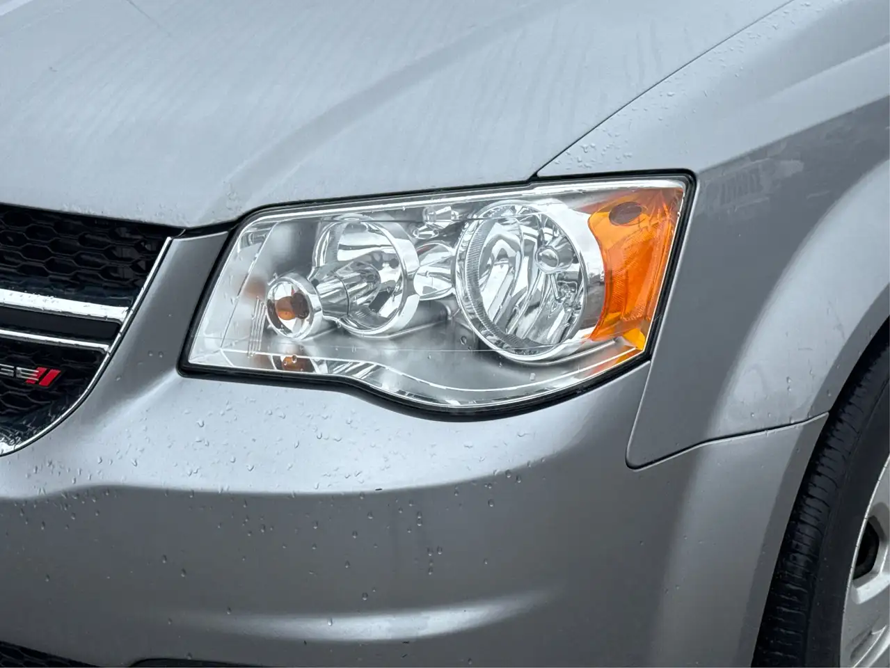 Dodge Grand Caravan снимка Dodge Grand Caravan