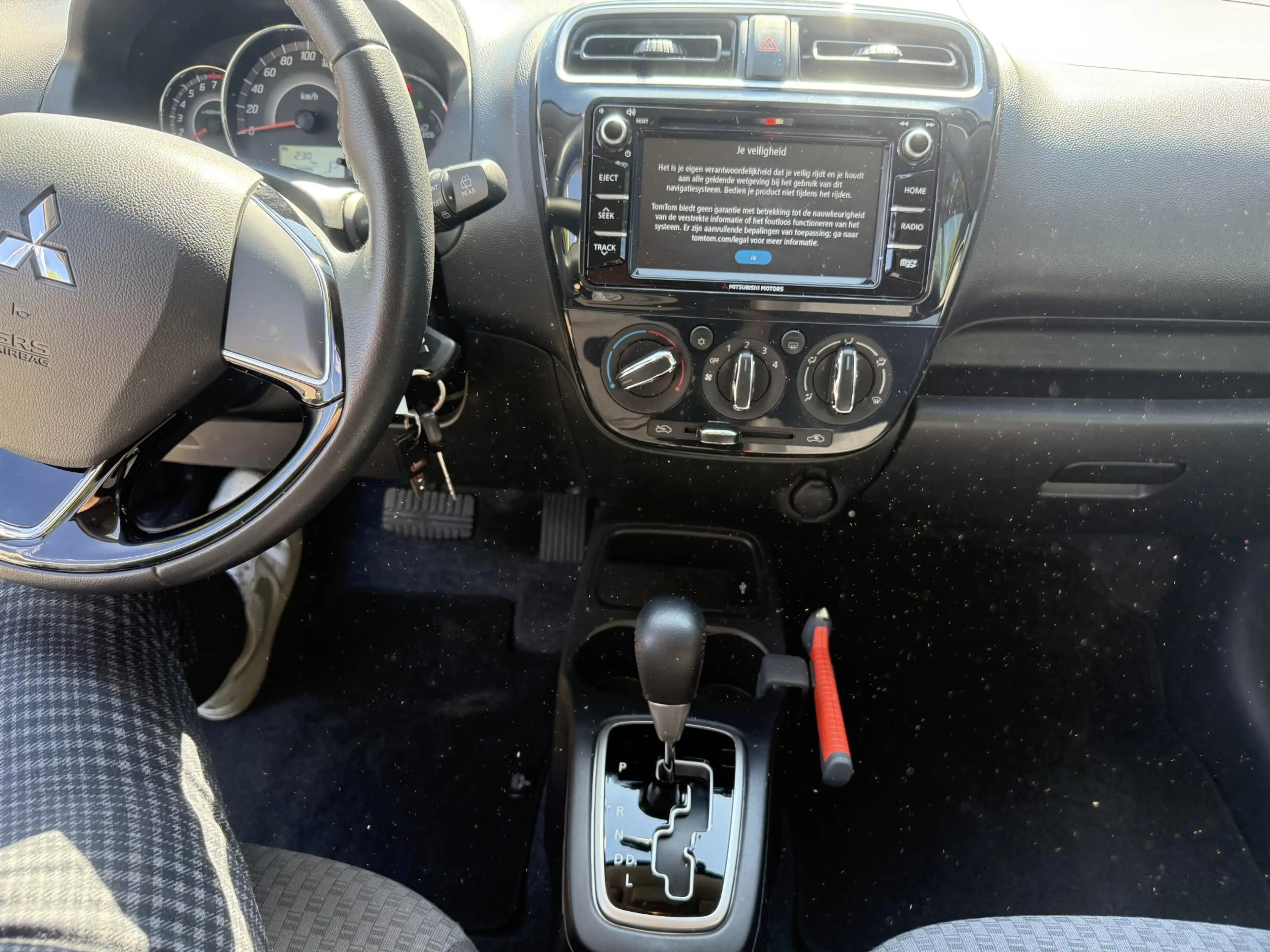 Mitsubishi Space Star 1.0 Active — photo 7