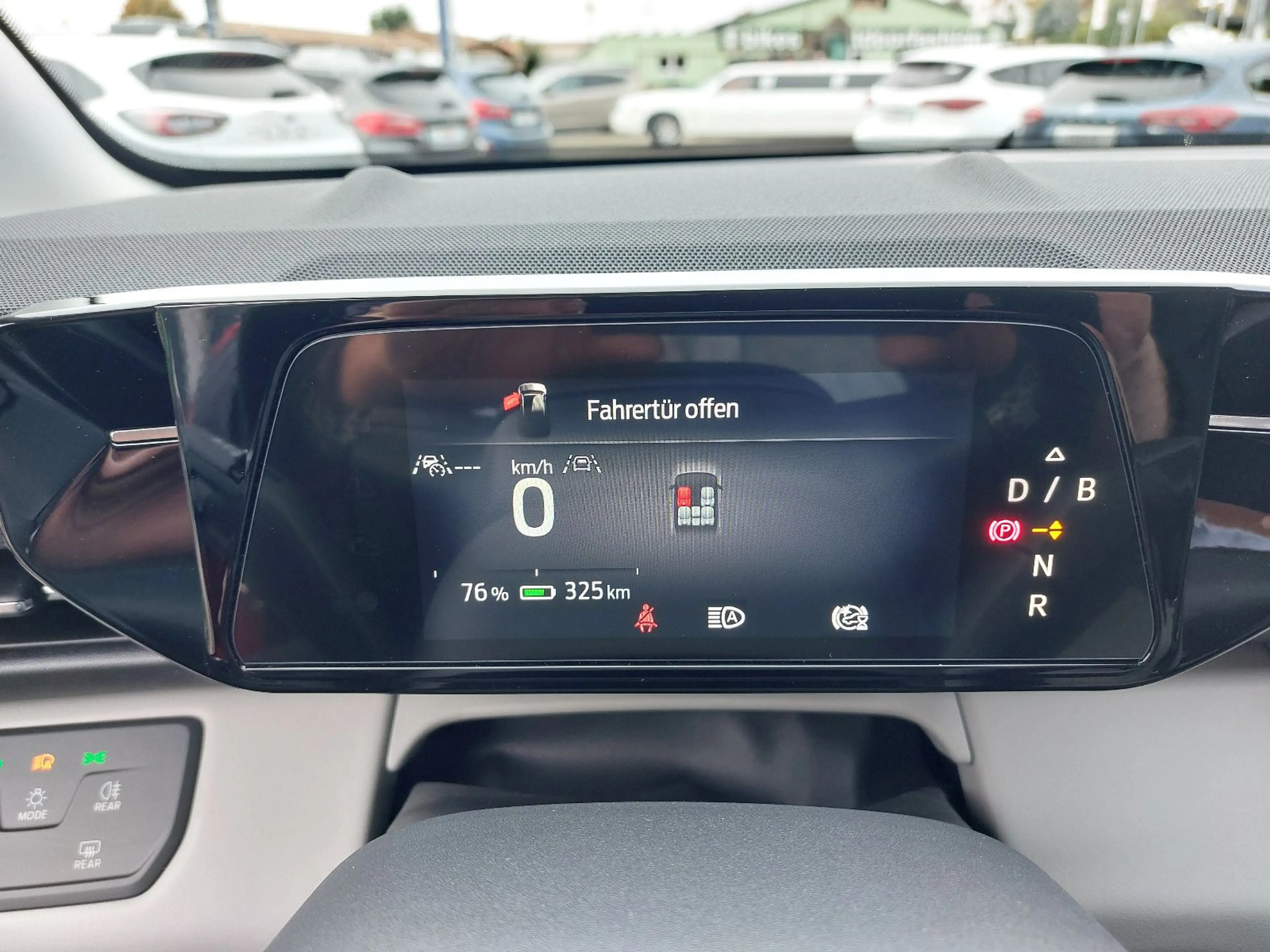 Ford Explorer Premium RWD 77KWH Assistenzsysteme/FGS — photo 8