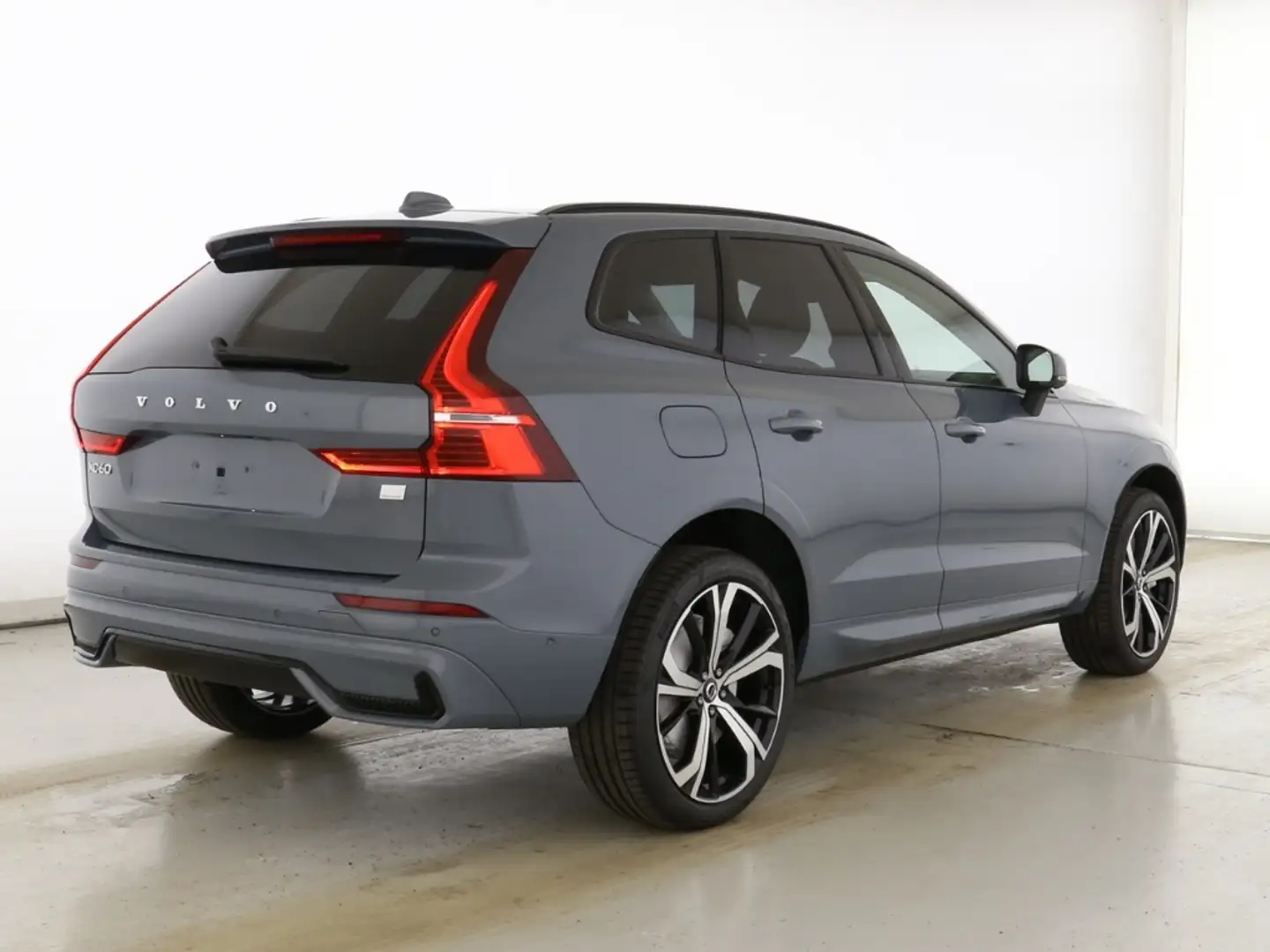 Volvo XC60 Ultra Dark Recharge Plug-In Hybrid AWD T8 Twin Eng Grau - 2
