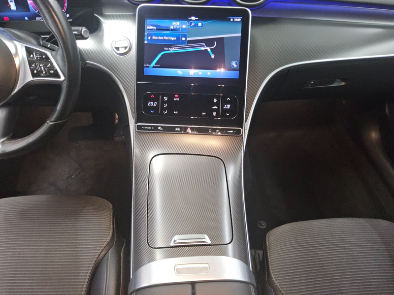 Mercedes-Benz C 220 T d Avantgarde T-Leder Navi LED 360 AHK — photo 6