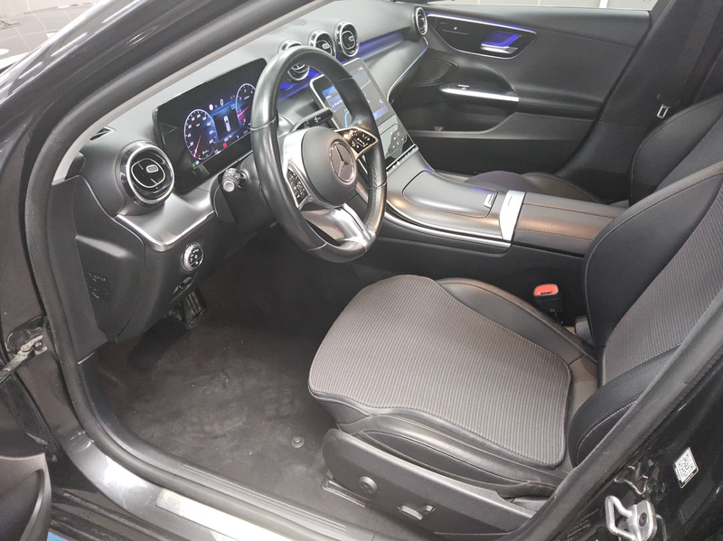 Mercedes-Benz C 220 T d Avantgarde T-Leder Navi LED 360 AHK — photo 8