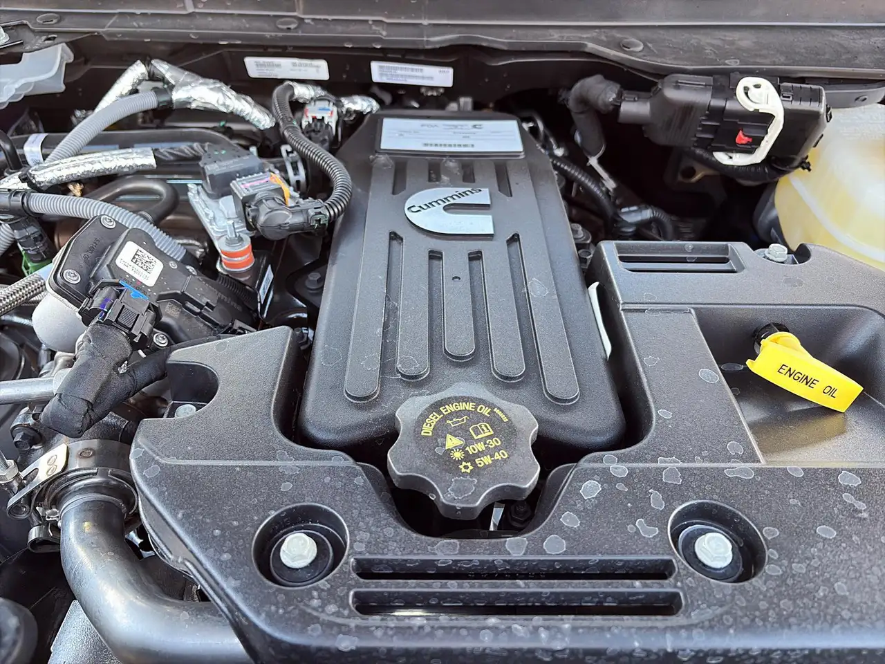 RAM 3500 снимка RAM 3500