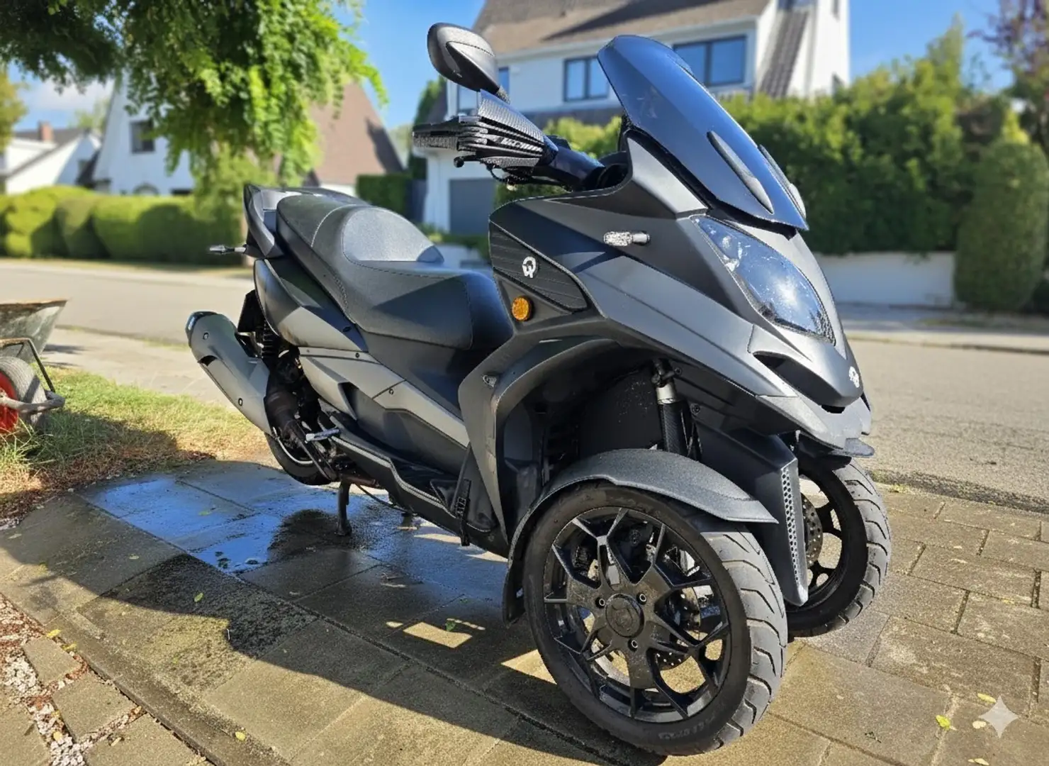 Quadro QV3 Czarny - 1