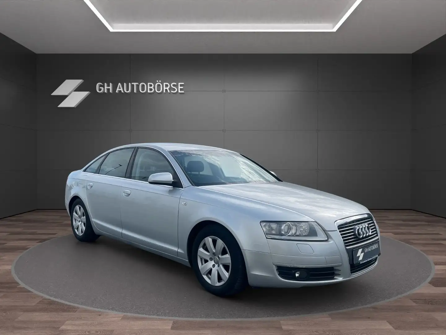 Audi A6 Lim. 2.4 Automatik|BOSE|TEMP|NAV|BI-XENON|PDC Silber - 2