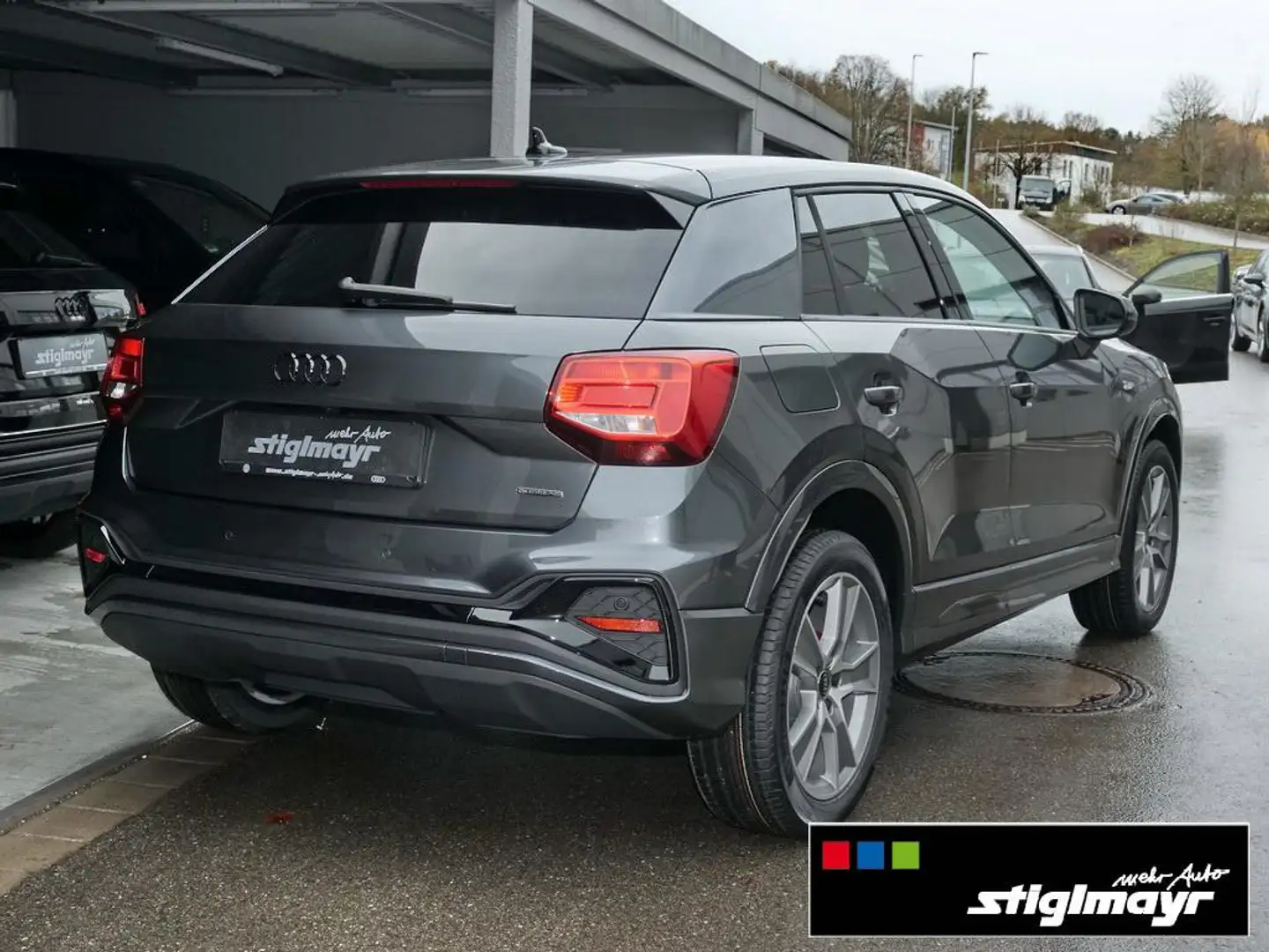 Audi Q2 S line 35 TDI quattro S tronic ACC AHK Alu-18 Gris - 2