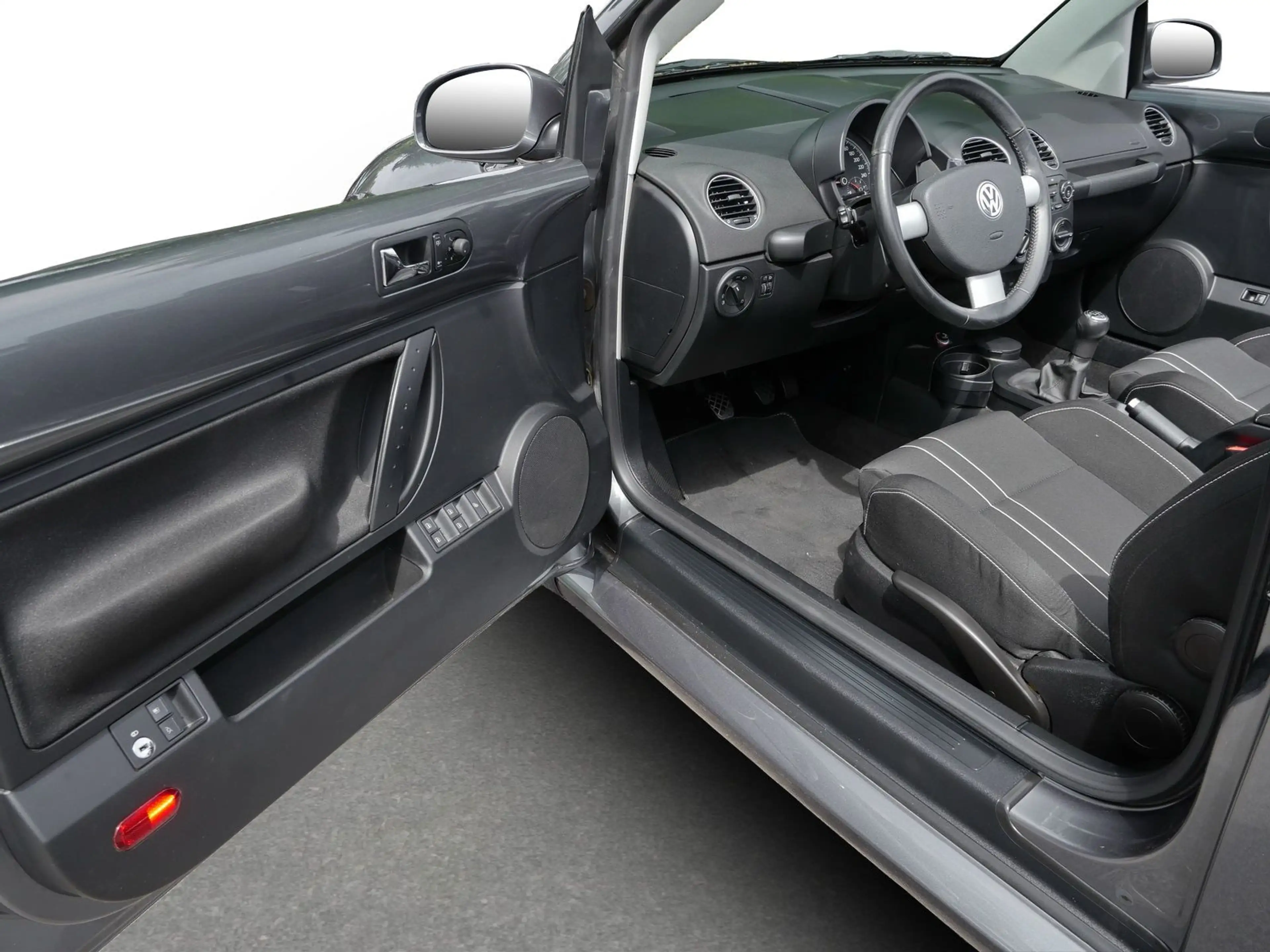 Volkswagen New Beetle Cabriolet 1.9 TDI Parkpilot*Klima*GRA — photo 14