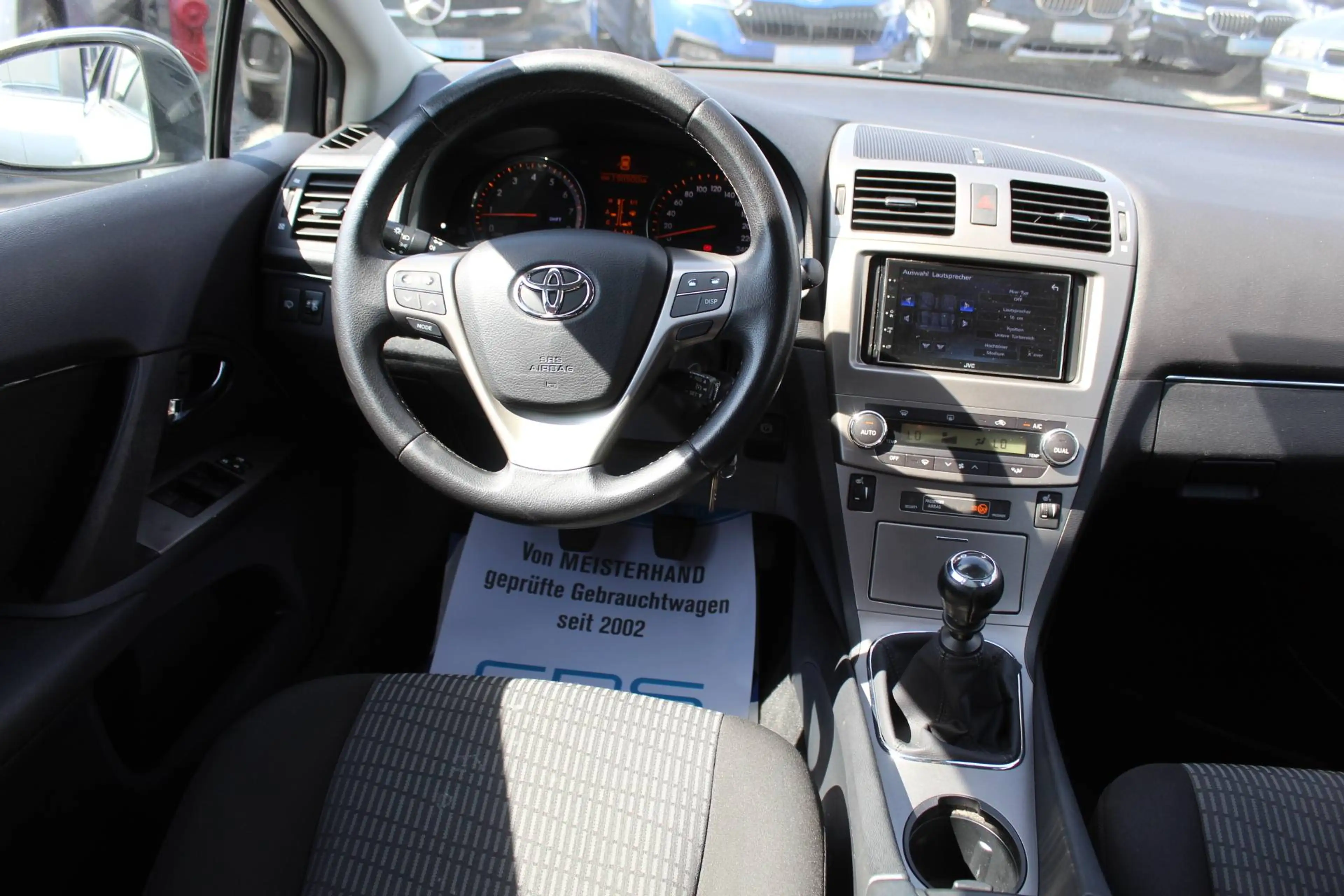 Toyota Avensis Kombi 1.8 Sol -Klimaautom.+Sitzh.+TÜV NEU+ — photo 2
