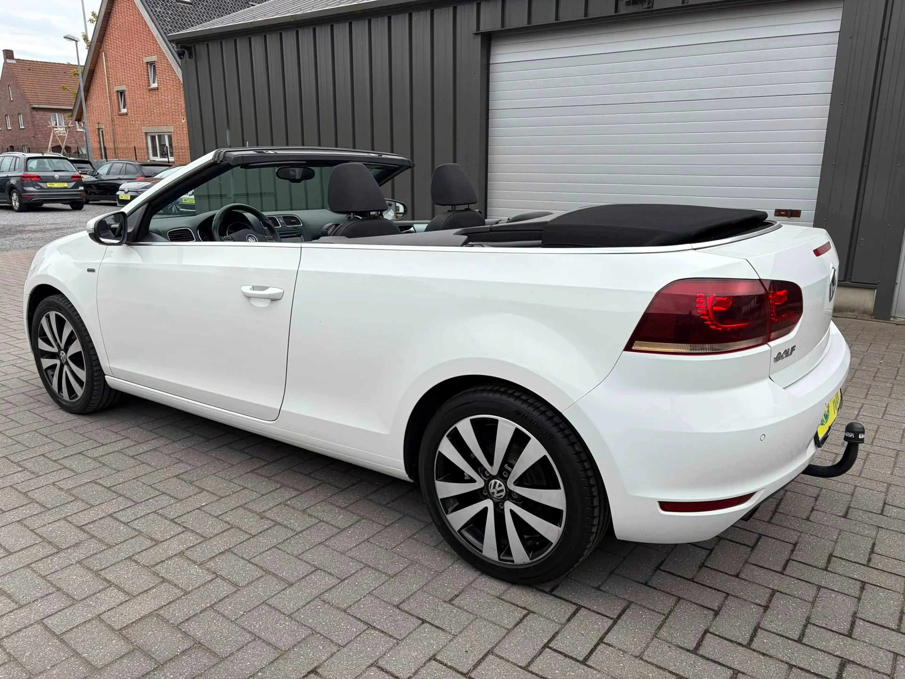 Volkswagen Golf Cabriolet Golf Cabriolet 1.2 TSI Life — photo 8