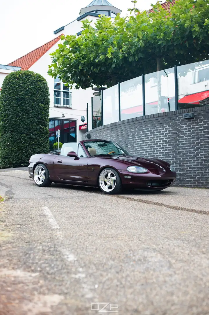 Mazda MX-5 1.6i 16V - 1