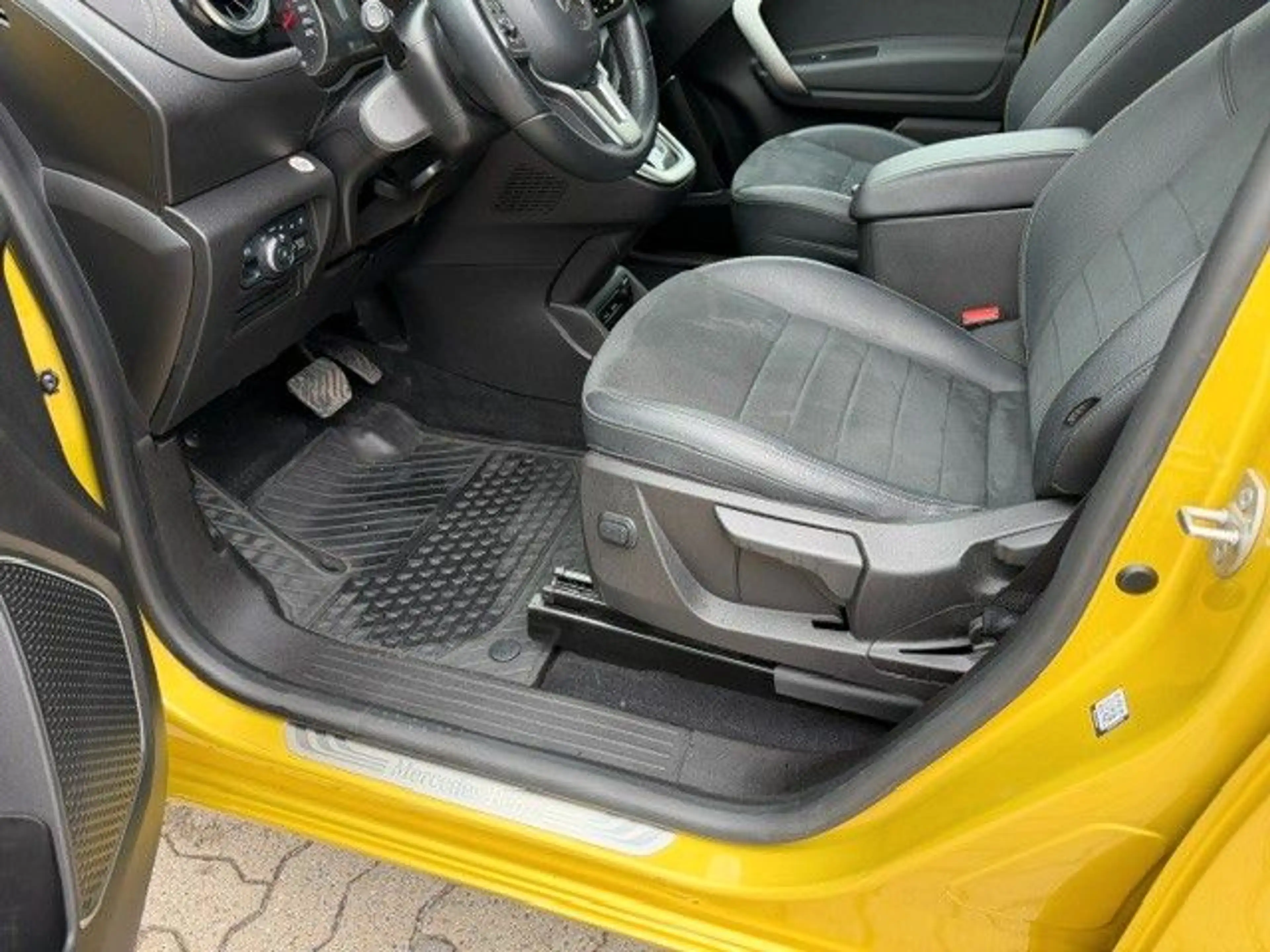 Mercedes-Benz T-Class T 180d Progressive 9G-Tr/Kamera/Top Zustand! — photo 5