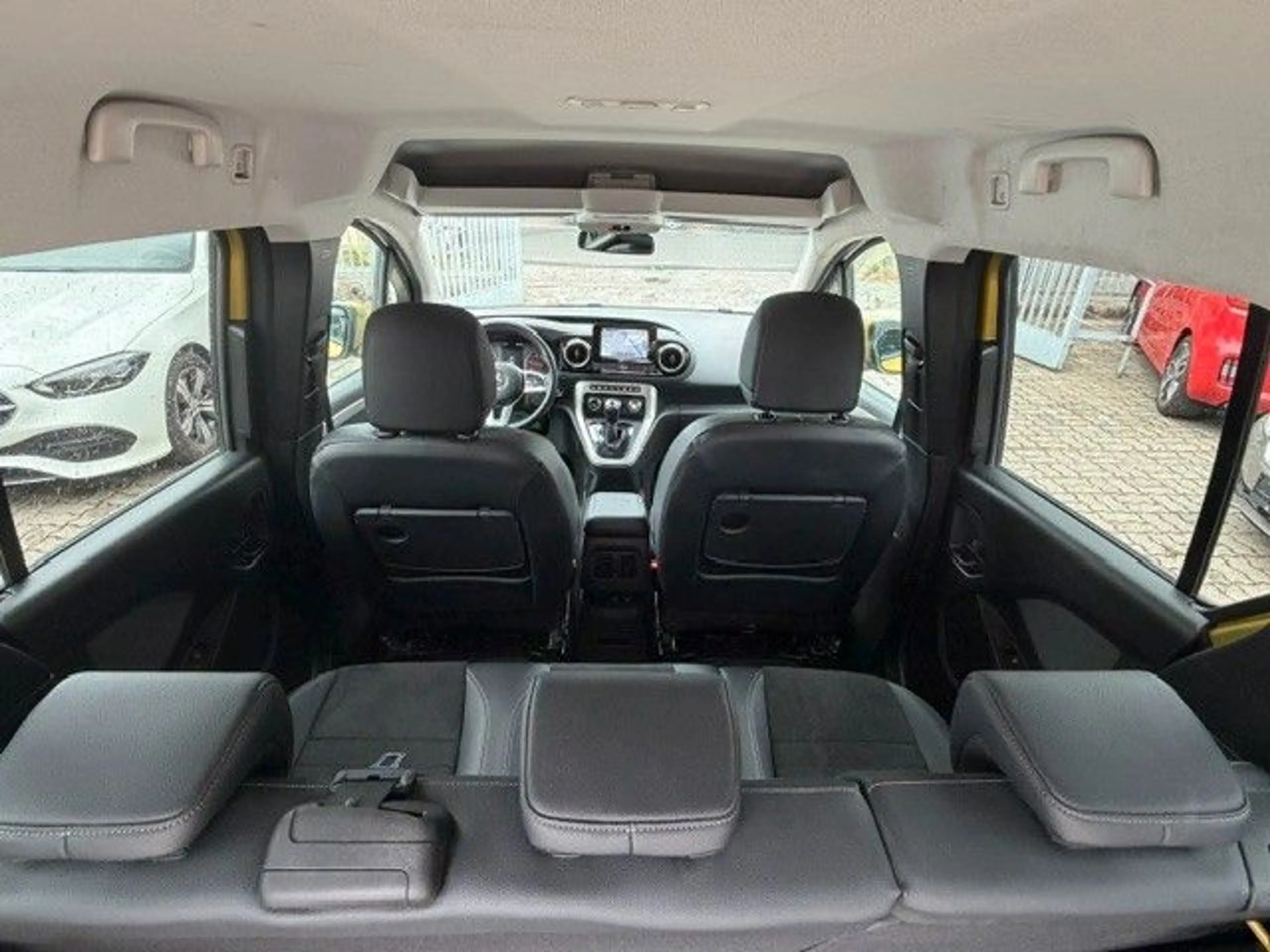 Mercedes-Benz T-Class T 180d Progressive 9G-Tr/Kamera/Top Zustand! — photo 10