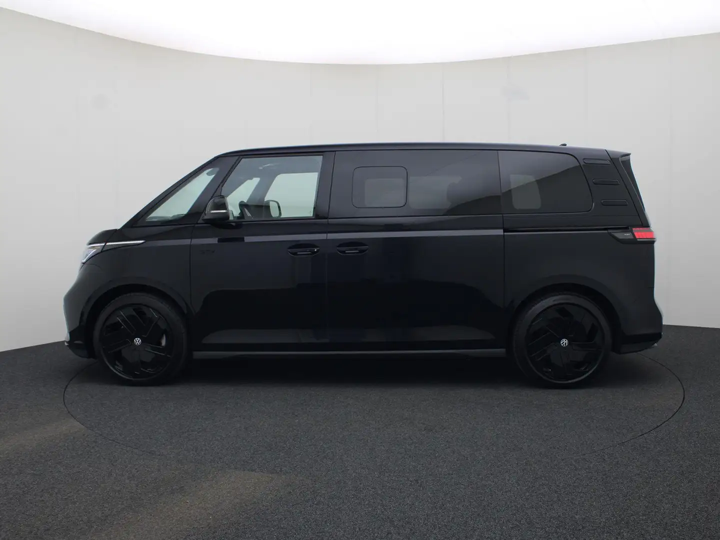 Volkswagen ID. Buzz GTX Elektromotor 250 kW (340 pk) · 7-zits pakket · Schwarz - 2