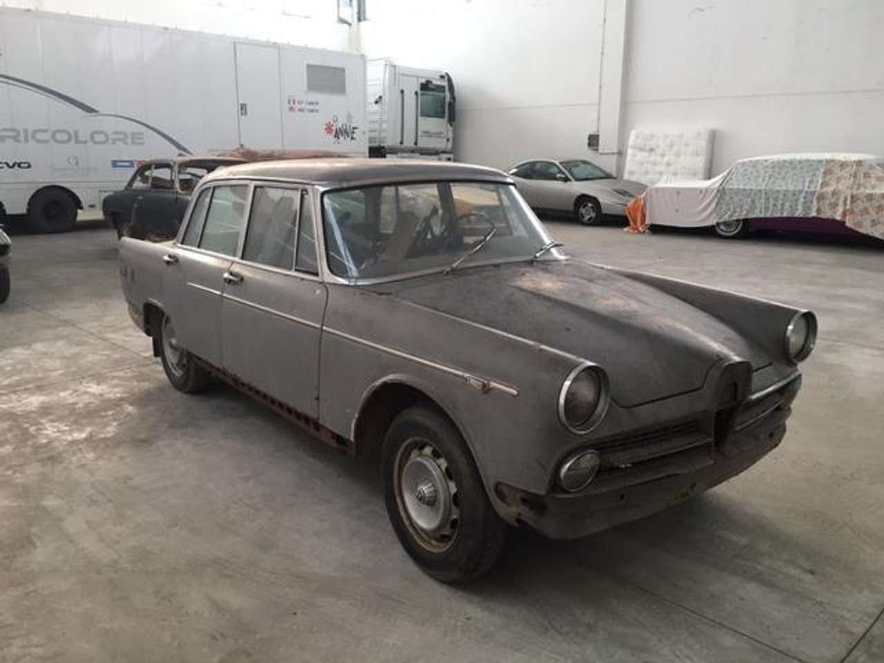 Alfa Romeo 2000 DA RESTAURO
