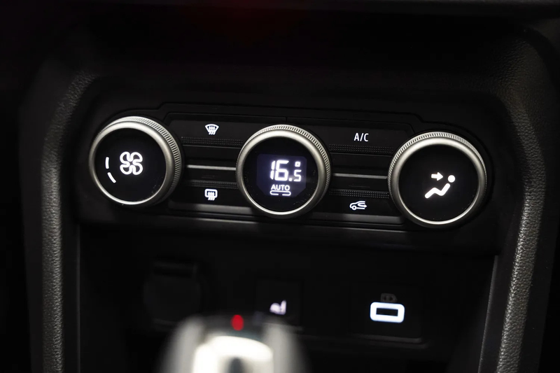 Dacia Jogger 1.6 Hybrid 140 Extreme 7p. Aut.[Clima /ECC Navi Ap — photo 8