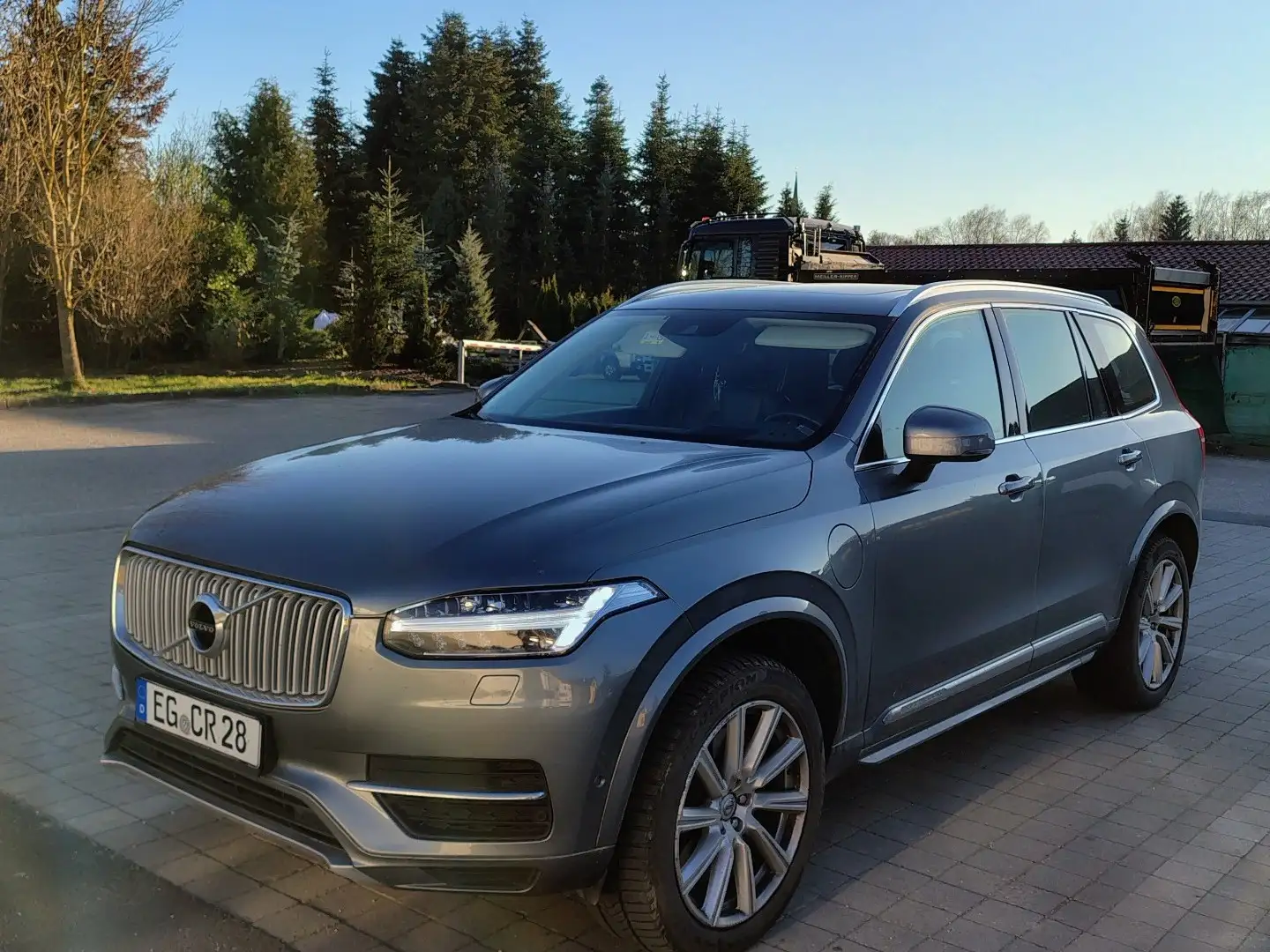 Volvo XC90 T8 AWD Twin Engine Geartronic Inscription - 1
