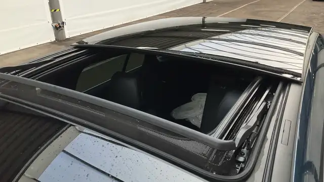 Mercedes-Benz CLA view 13