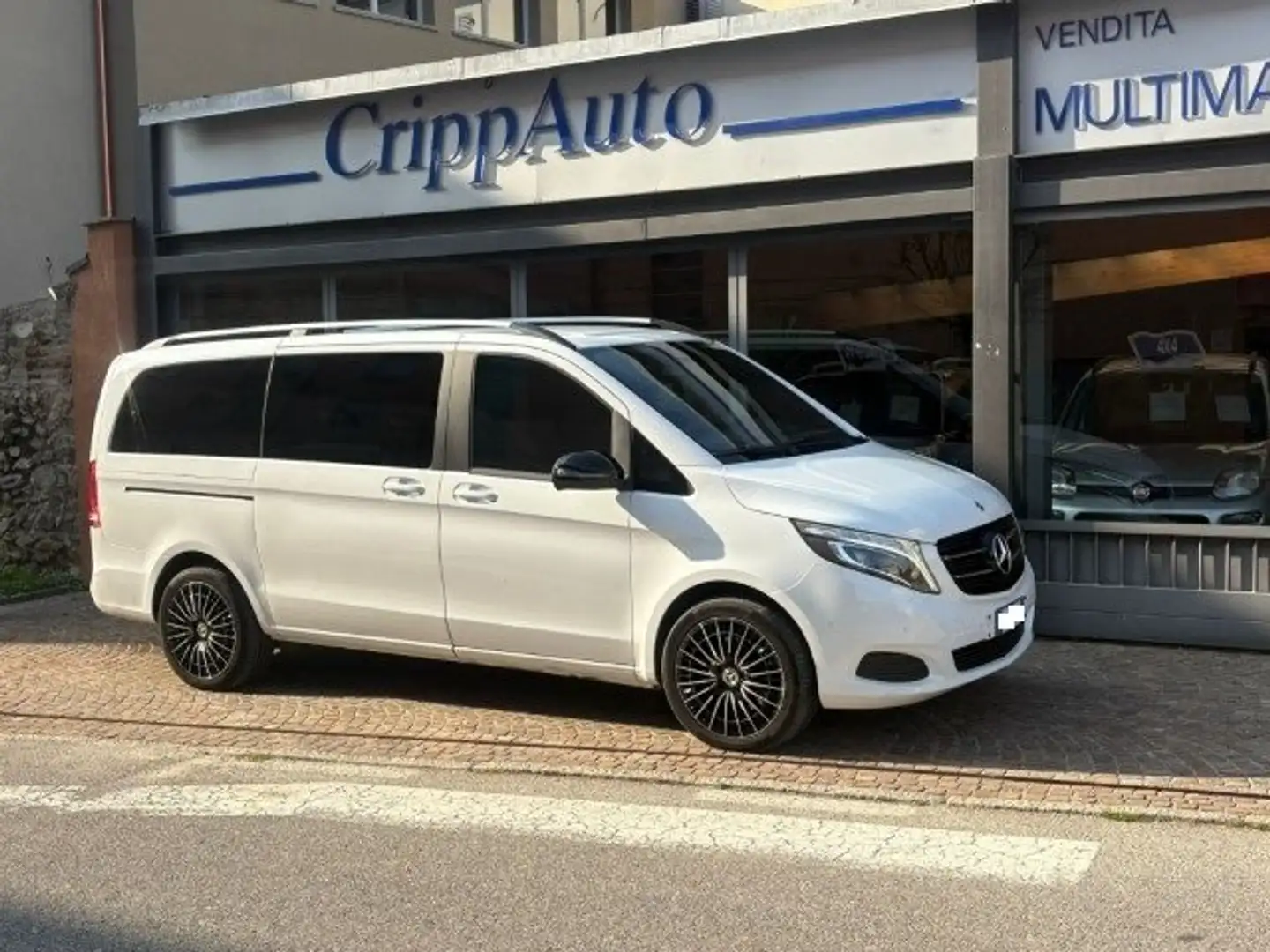 Mercedes-Benz V 250 d Premium 4matic L Auto - 7 Posti - Gancio Traino Bianco - 1