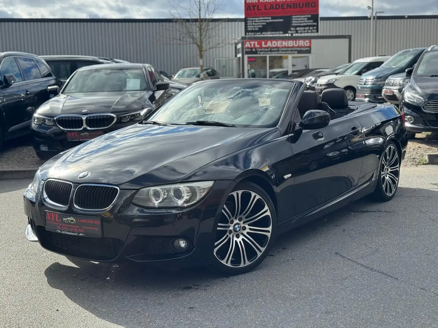 BMW 320 d Cabrio Individuell M-Paket Schwarz - 1
