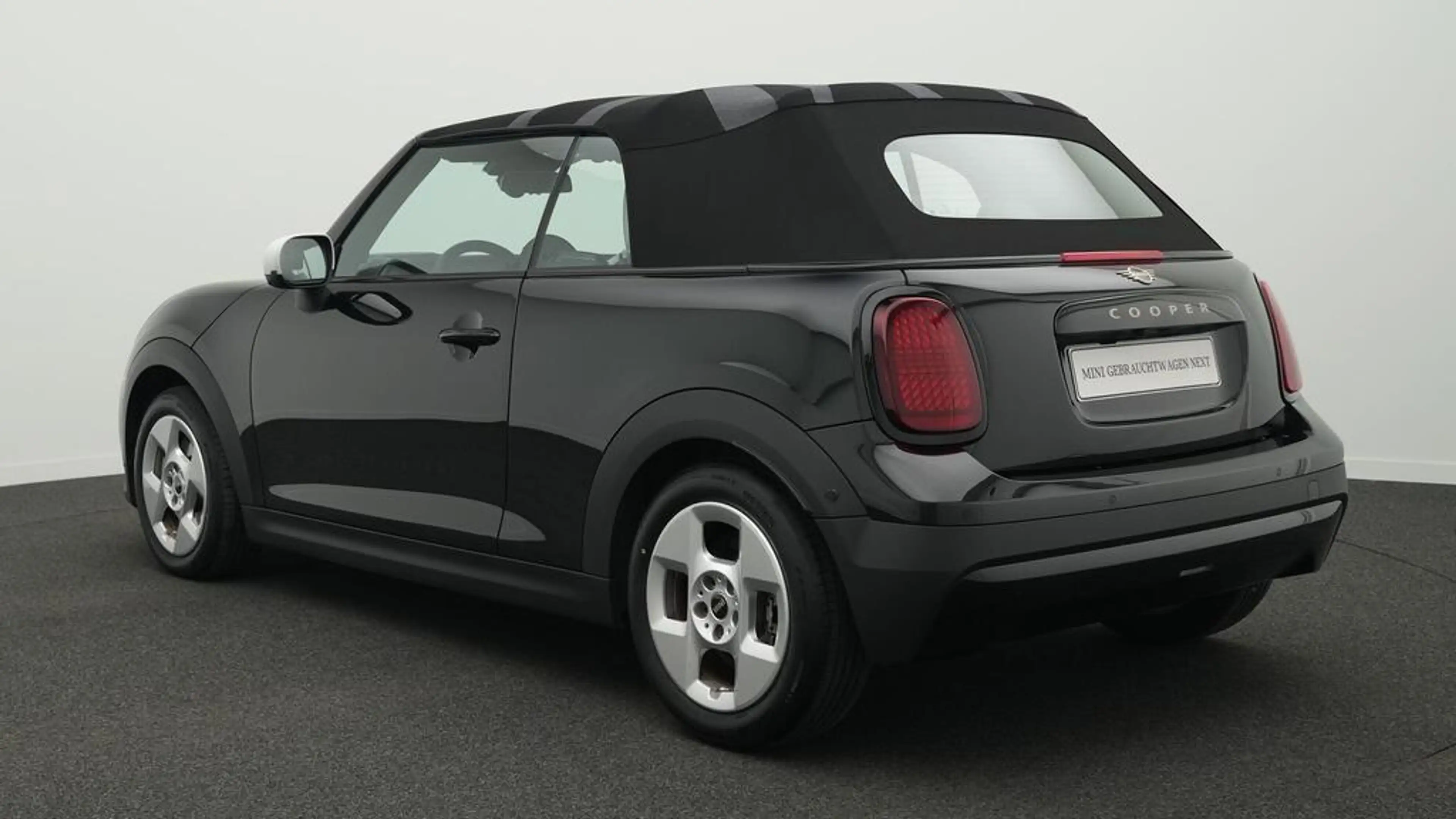MINI Cooper C Cabrio Classic Trim — photo 6
