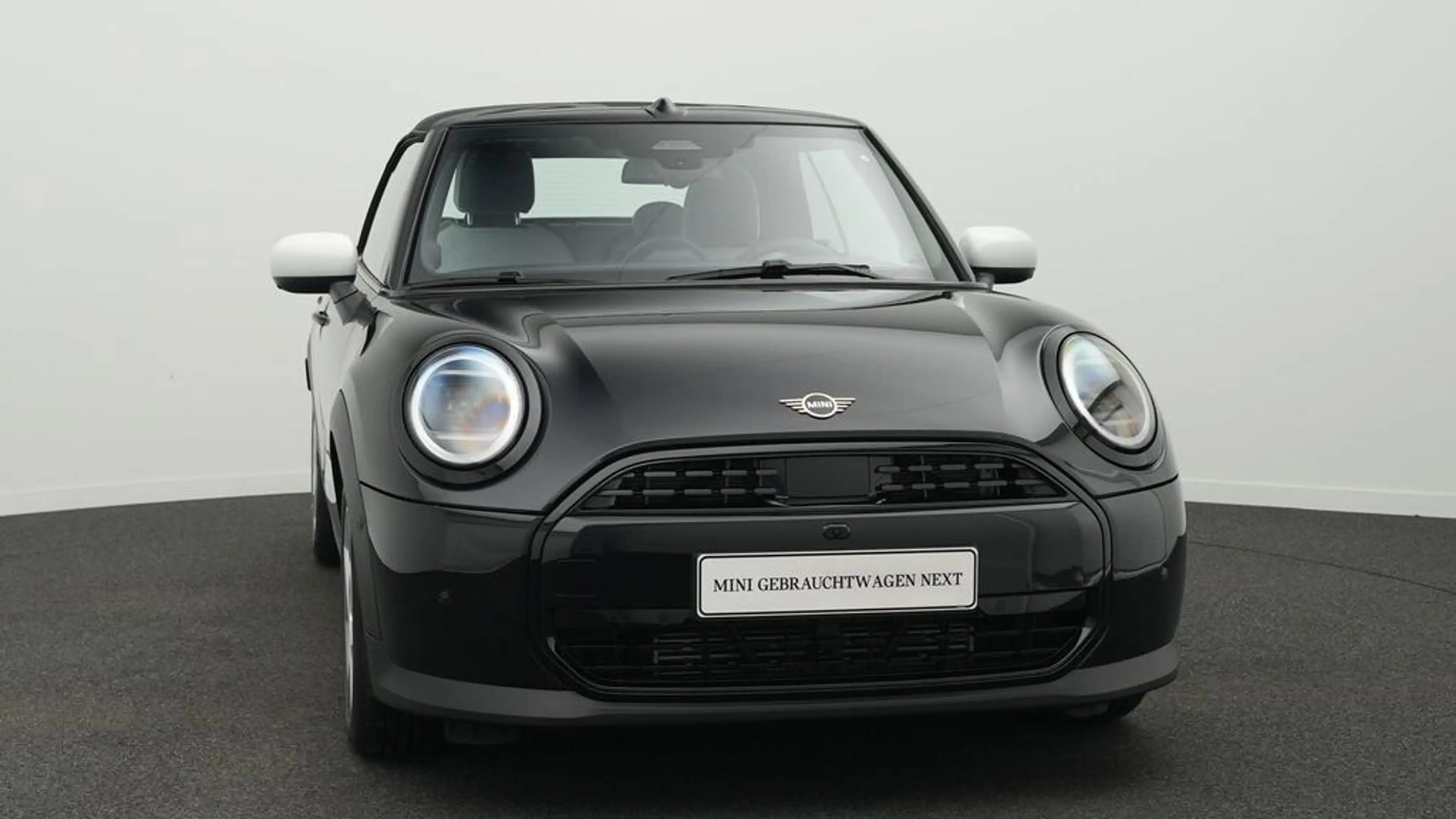 MINI Cooper C Cabrio Classic Trim — photo 15