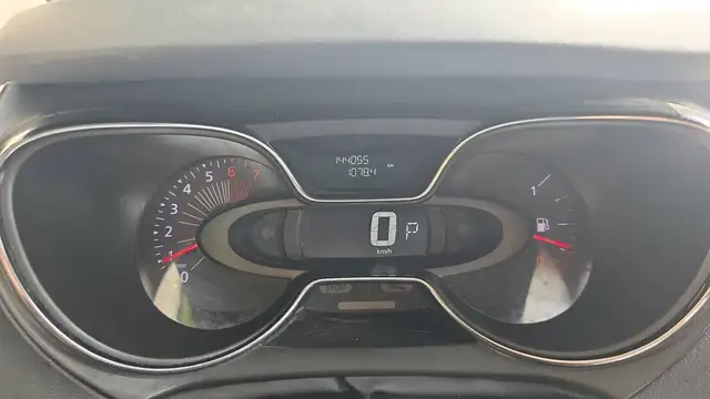 Renault Captur view 12