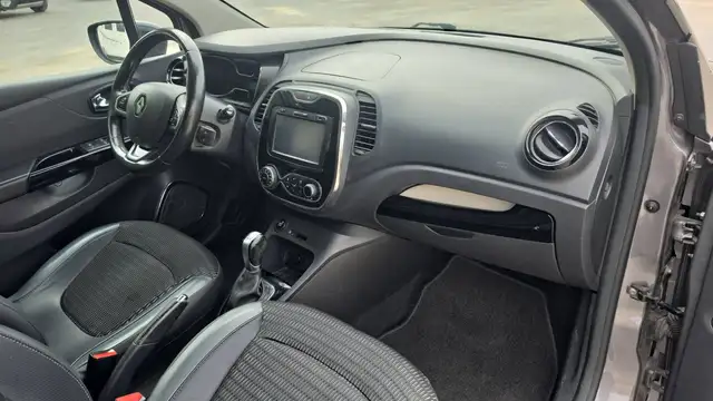 Renault Captur view 10