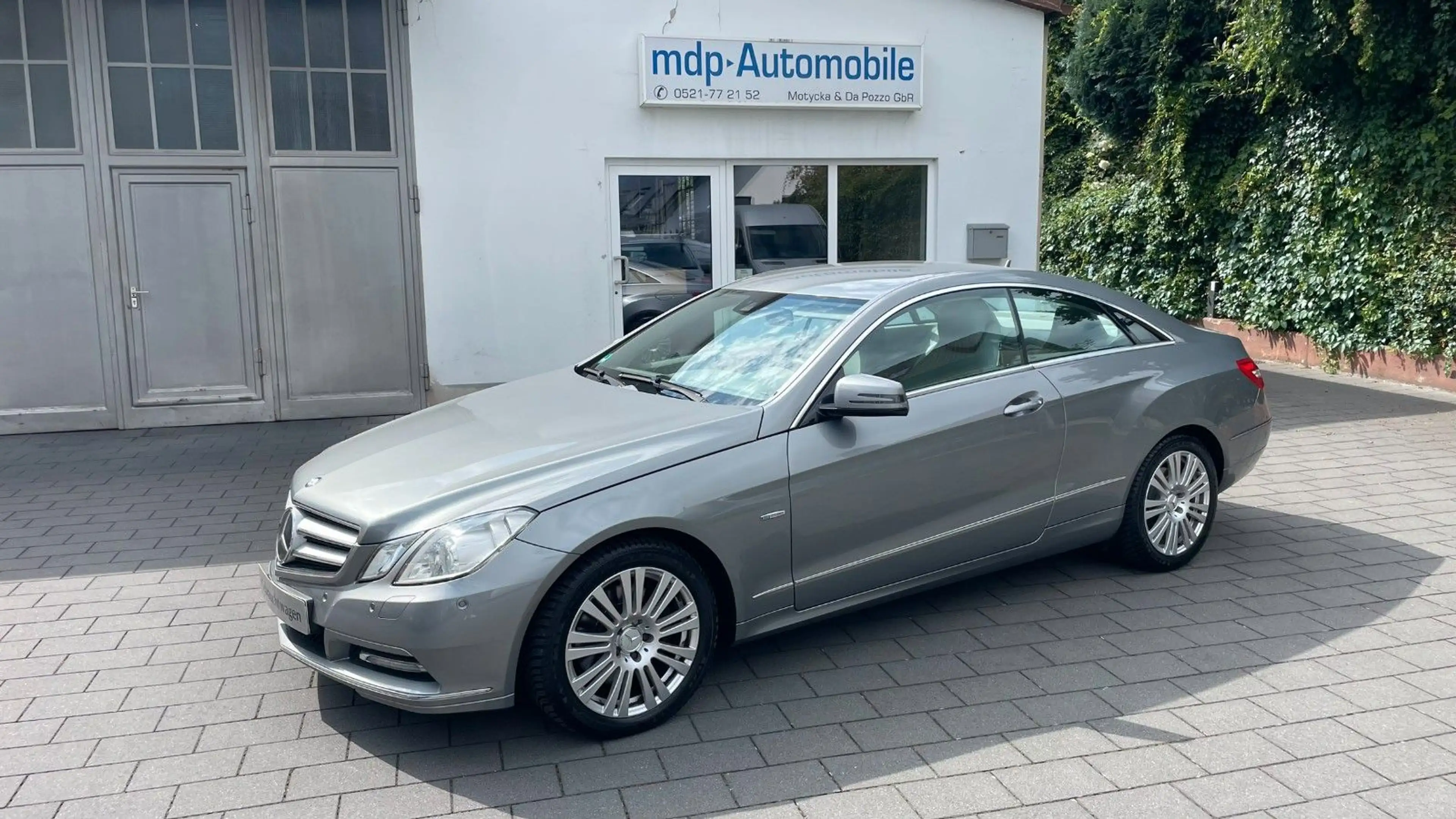Mercedes-Benz E 350 COUPE CDI *LEDER*XEN*DISTR.*AHK*1.HD** — photo 2