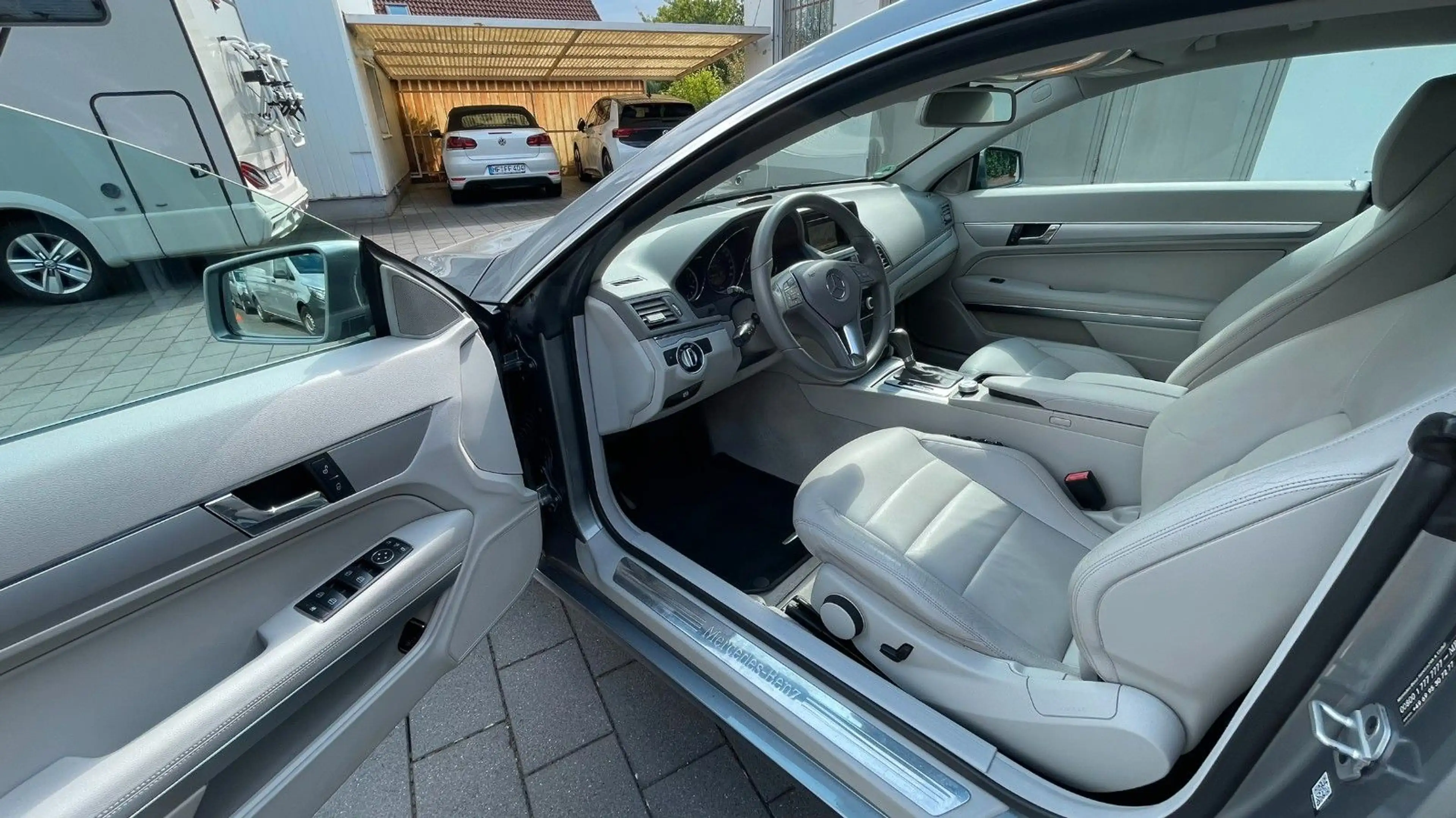 Mercedes-Benz E 350 COUPE CDI *LEDER*XEN*DISTR.*AHK*1.HD** — photo 8
