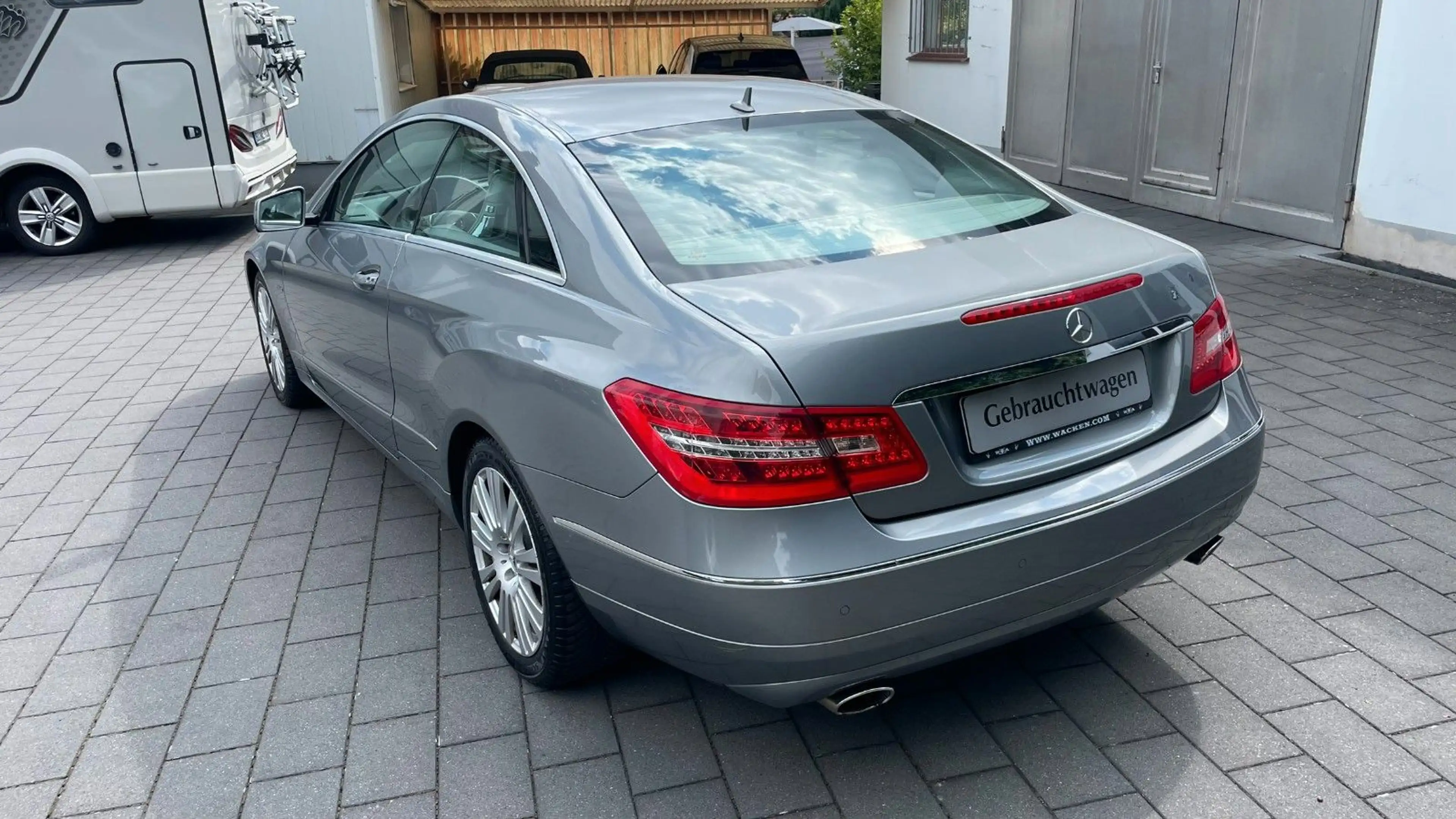 Mercedes-Benz E 350 COUPE CDI *LEDER*XEN*DISTR.*AHK*1.HD** — photo 5