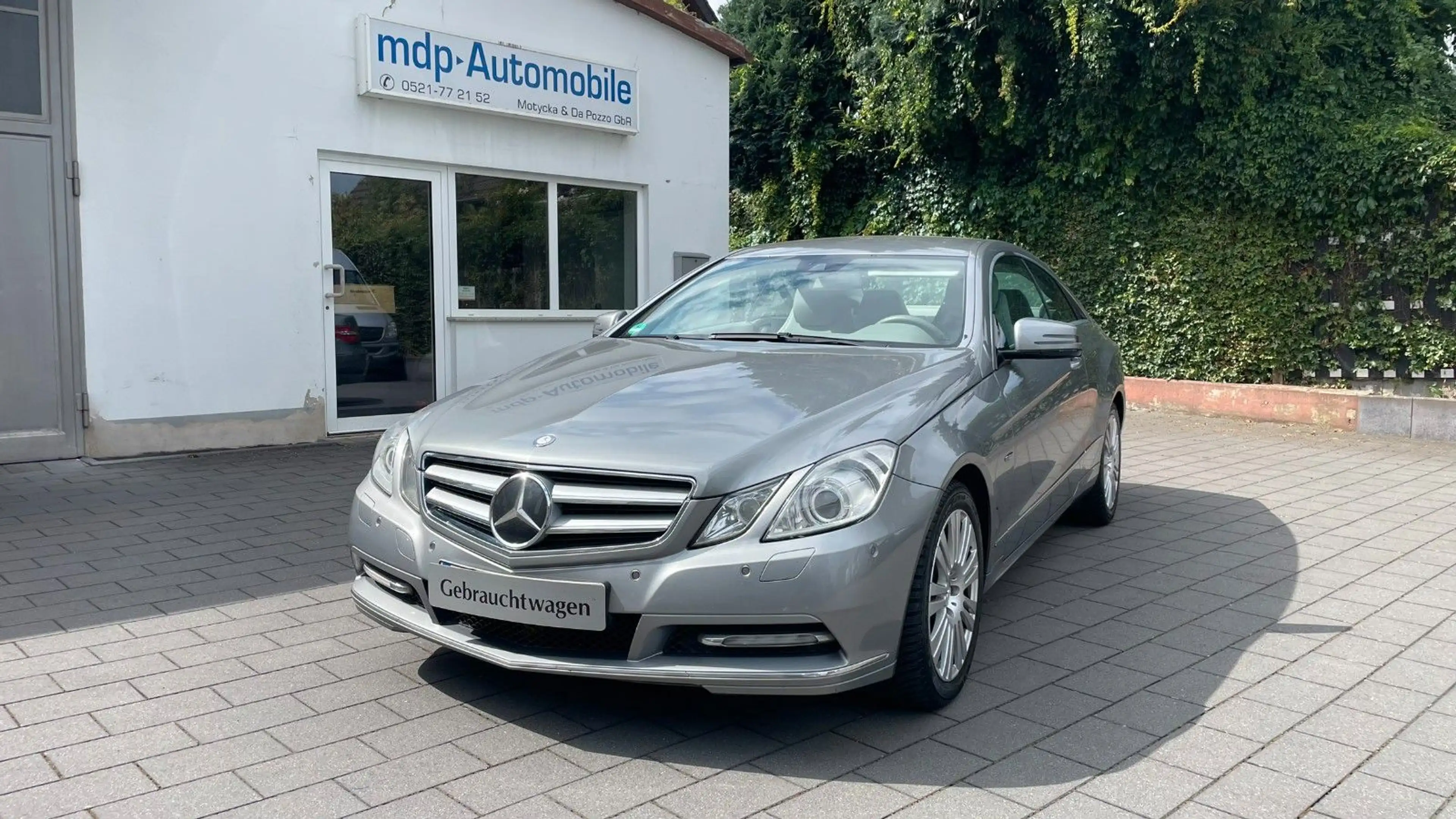 Mercedes-Benz E 350 COUPE CDI *LEDER*XEN*DISTR.*AHK*1.HD**