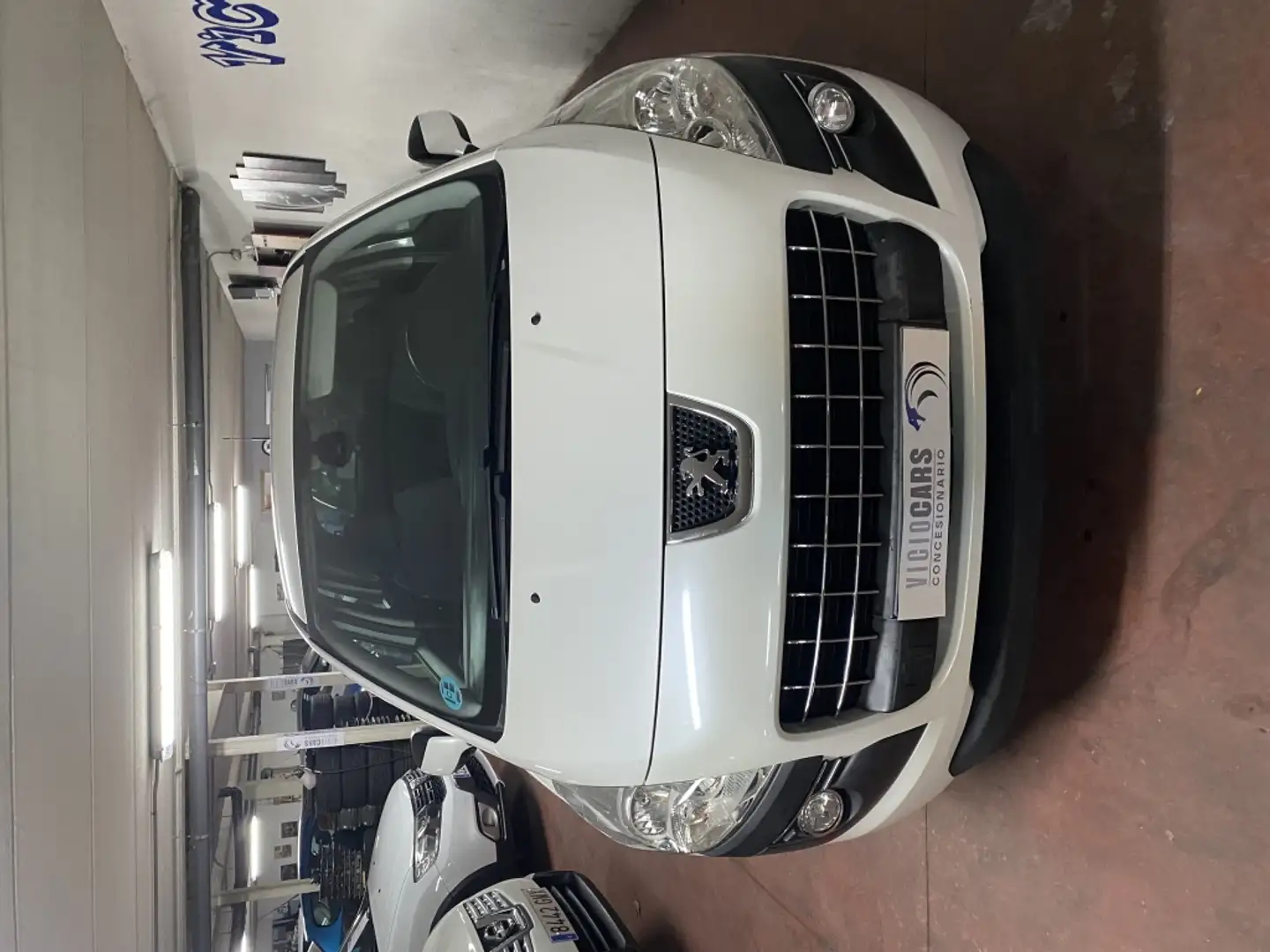 Peugeot 3008 1.6 VTi Active Weiß - 1