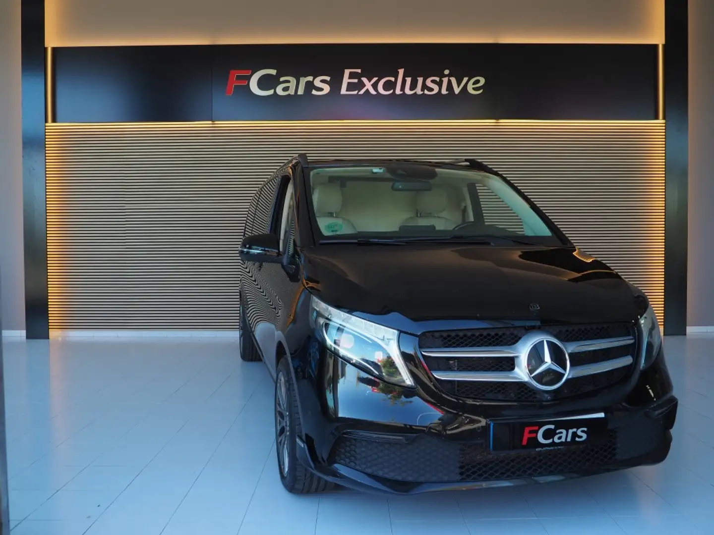 Mercedes-Benz MERCEDES-BENZ Clase V Monovolumen Automático de Negro - 1