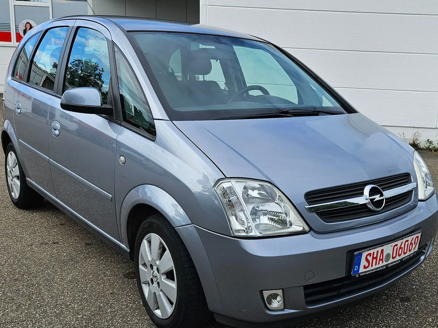 Opel Meriva Cosmo 1.6 Gris - 2