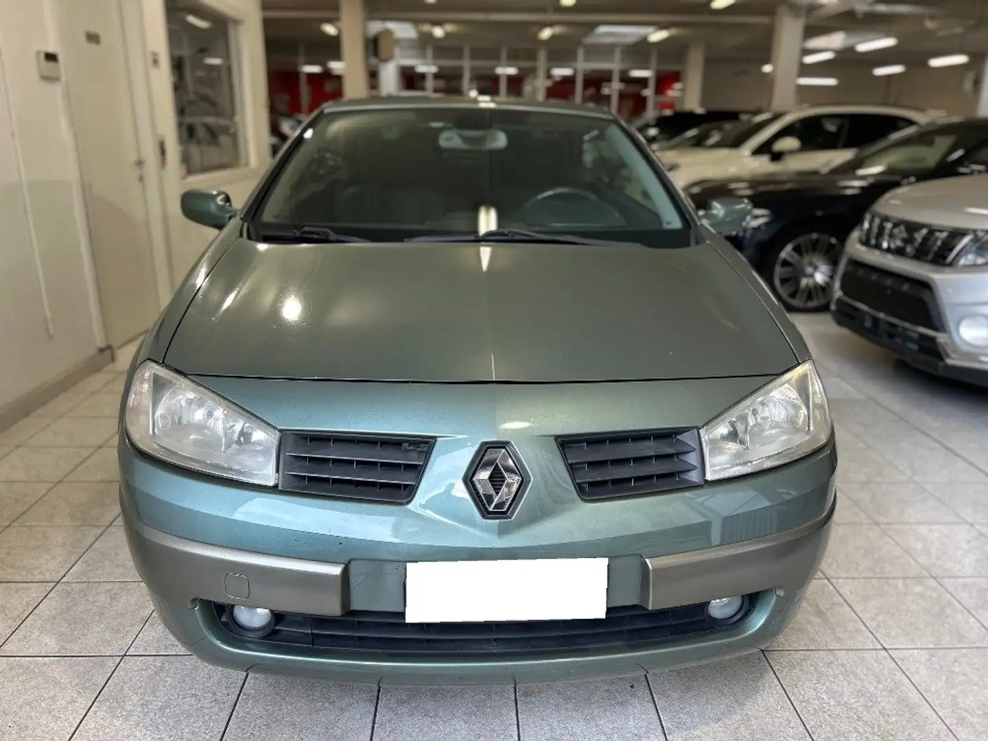 Renault Megane Mégane C-C 2.0 16V Confort Dynamique Verde - 2