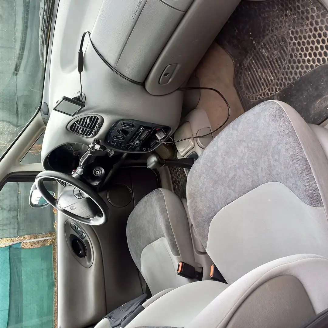 Ford Galaxy GLX 1,9 TDI Aut. - 2