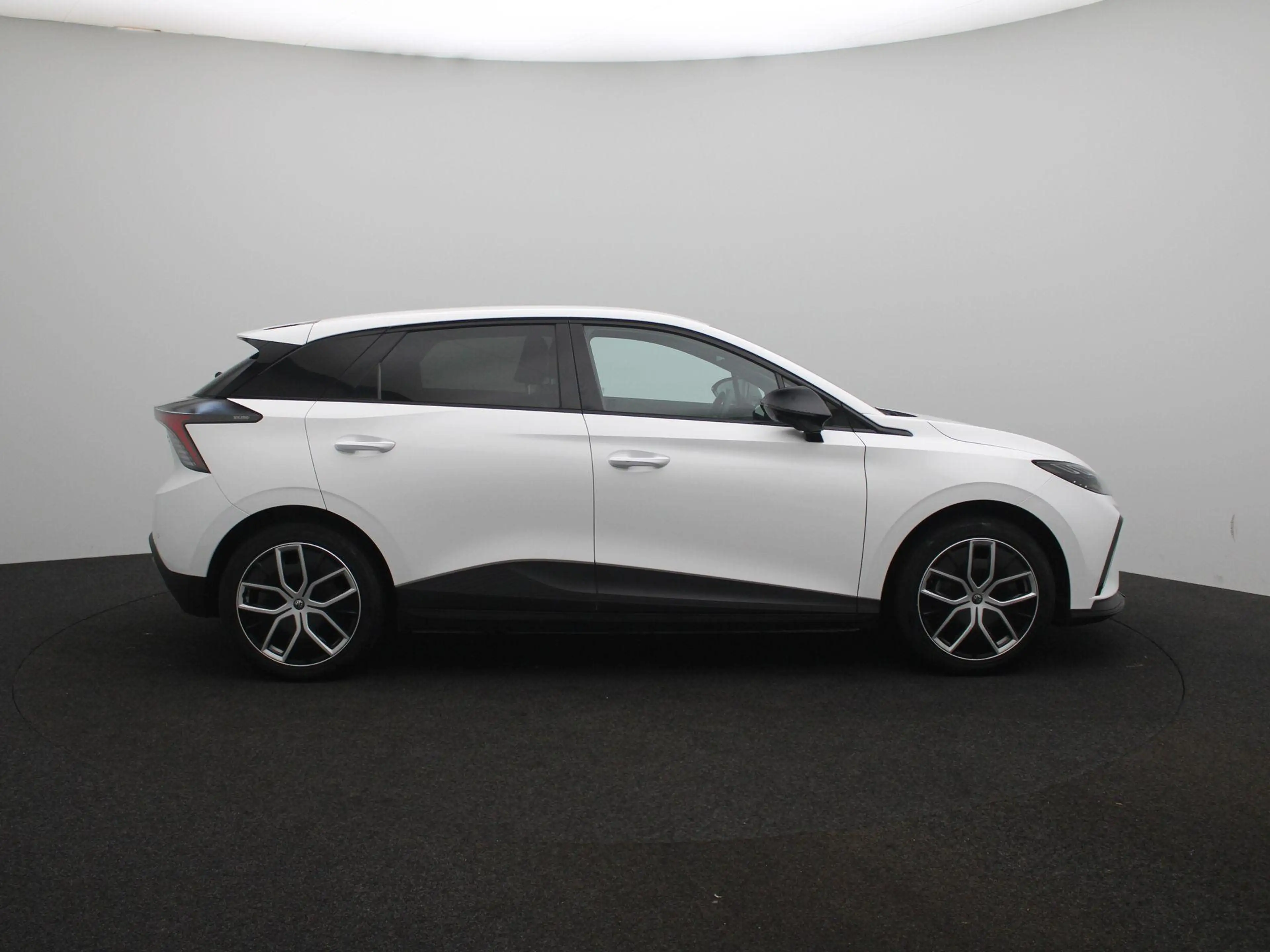 MG MG4 Electric Luxury 64 kWh | Apple Carplay/Android Aut — photo 12