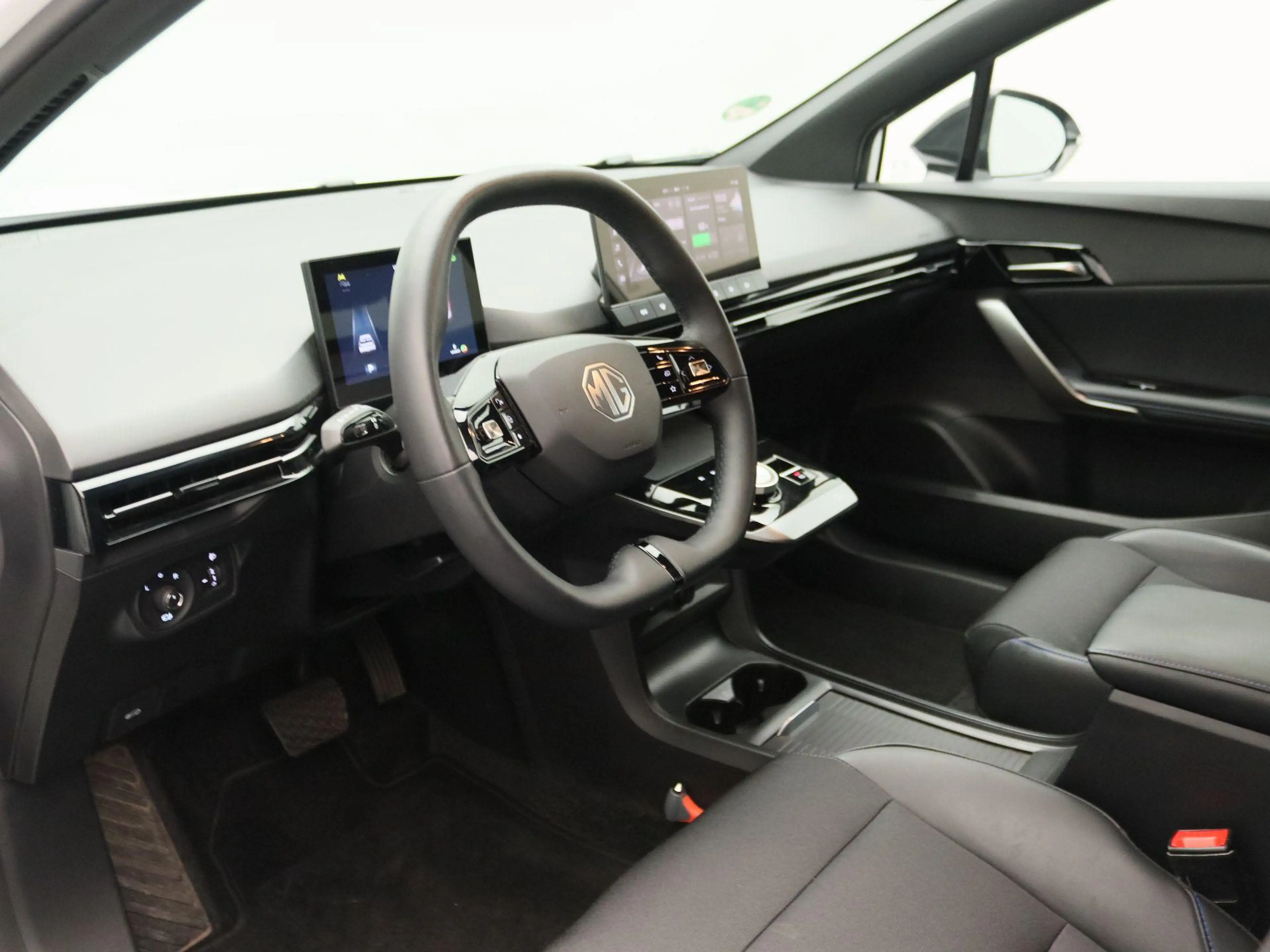 MG MG4 Electric Luxury 64 kWh | Apple Carplay/Android Aut — photo 3