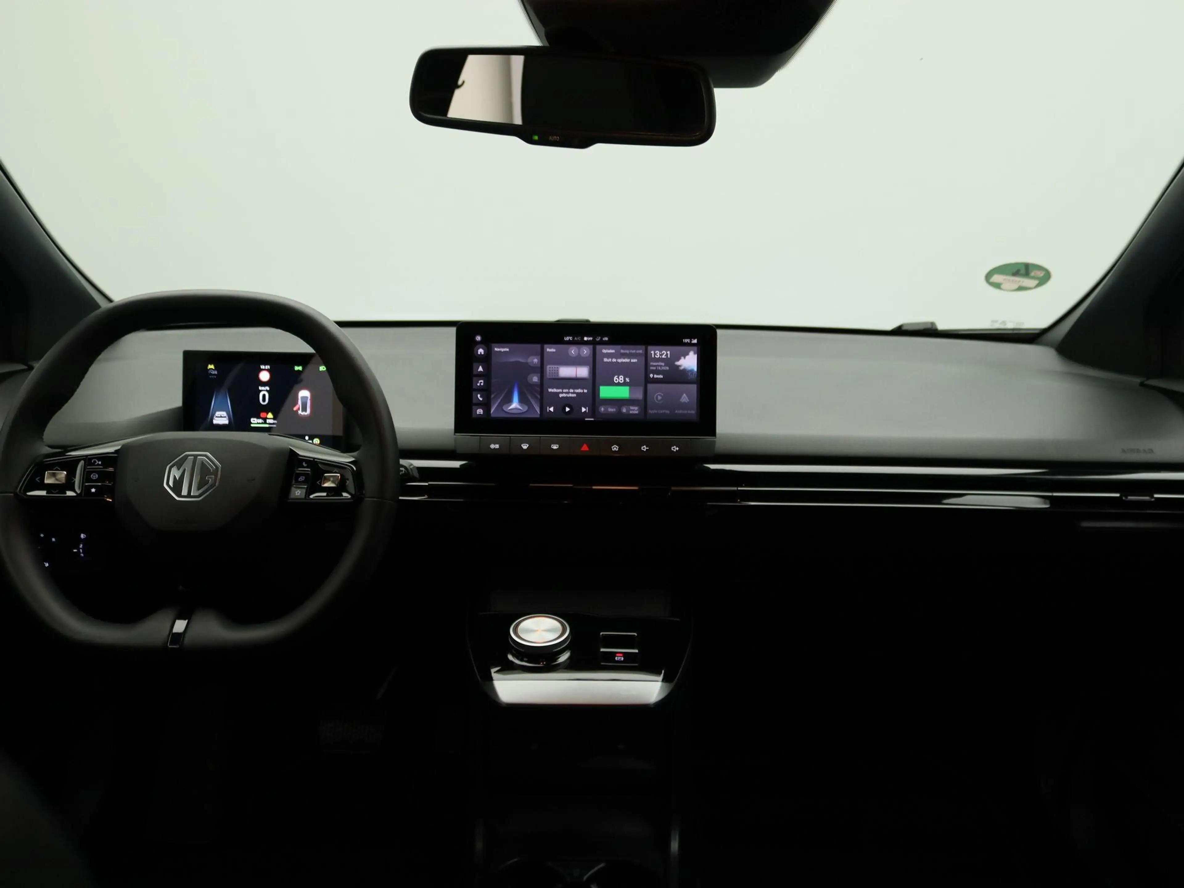 MG MG4 Electric Luxury 64 kWh | Apple Carplay/Android Aut — photo 15
