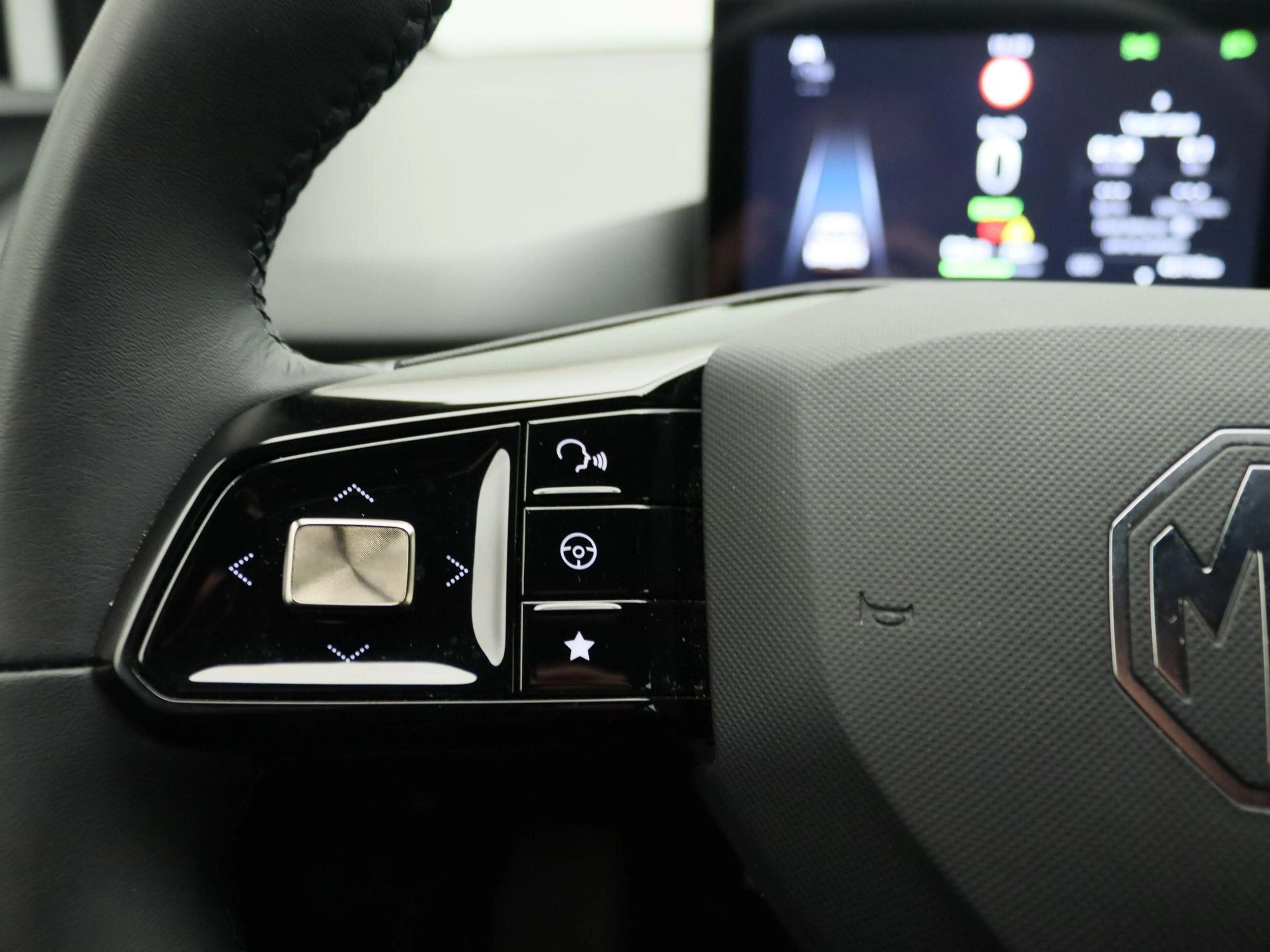 MG MG4 Electric Luxury 64 kWh | Apple Carplay/Android Aut — photo 14