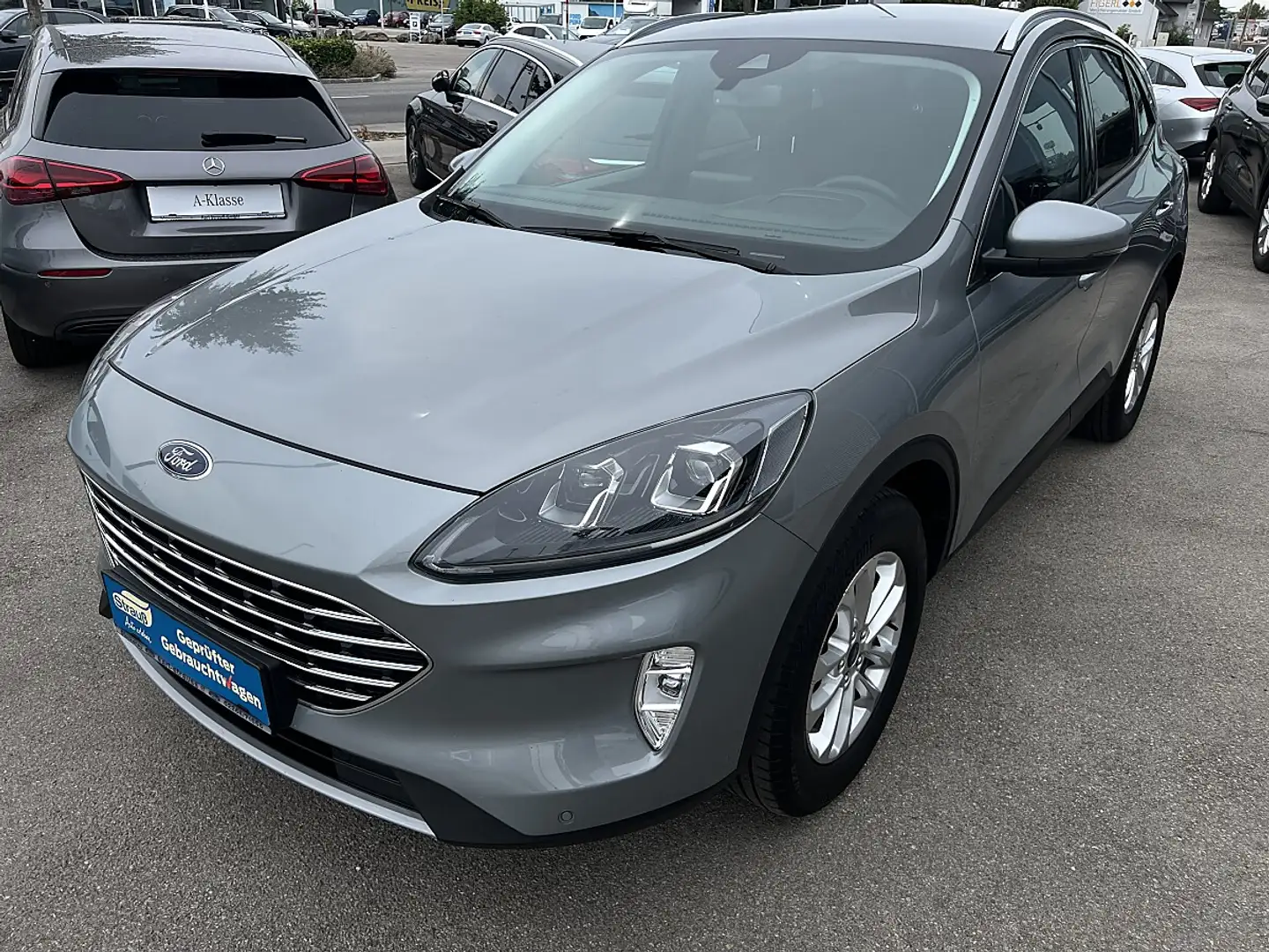 Ford Kuga 1,5 EcoBoost Titanium Silber - 2