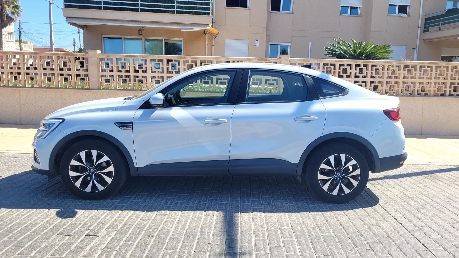 Renault Arkana Arkana 1.6 E-Tech Equilibre 105kW Equilibre Blanco - 2