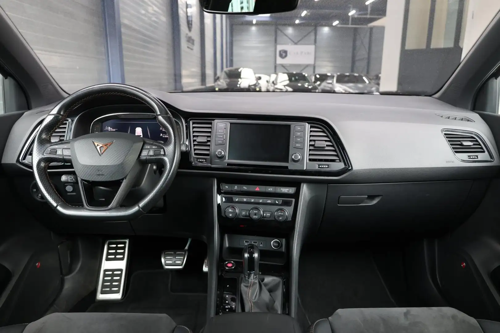 CUPRA Ateca 2.0 TSI 4DRIVE 300+PK MAXTON/BREMBO/VIRTUAL/SFEER/ crna - 2