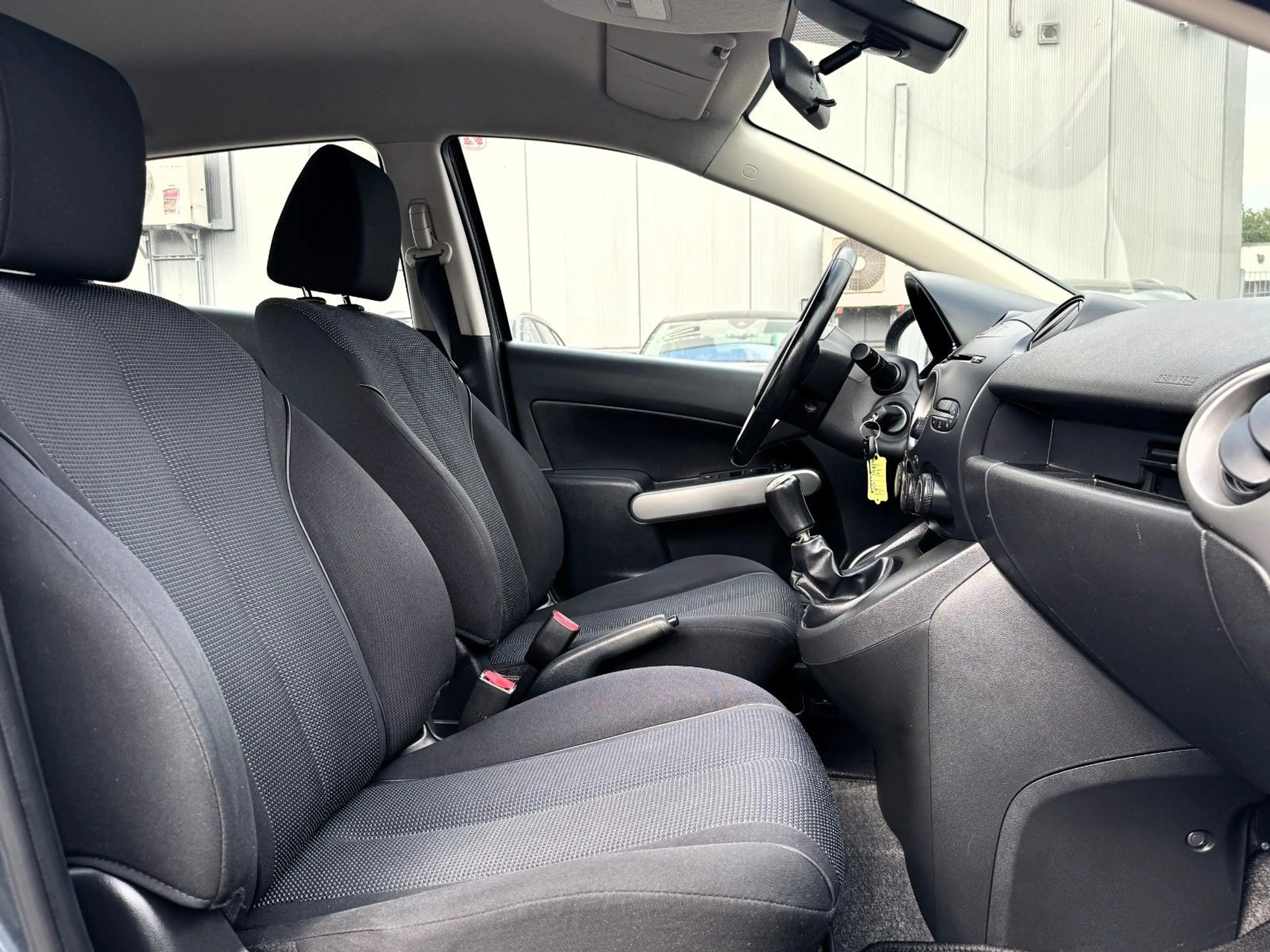Mazda 2 1.3 *2.Hand/Klima/SHZ/5-Türig/16"Alus* — photo 9